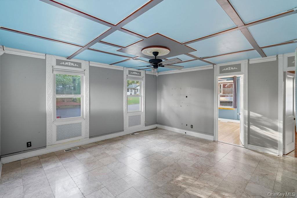 230 Lakeside Trail, Ridge, NY 11961