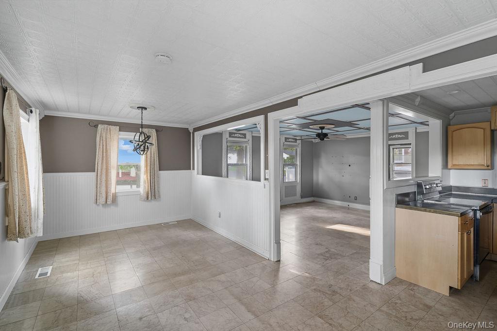 230 Lakeside Trail, Ridge, NY 11961