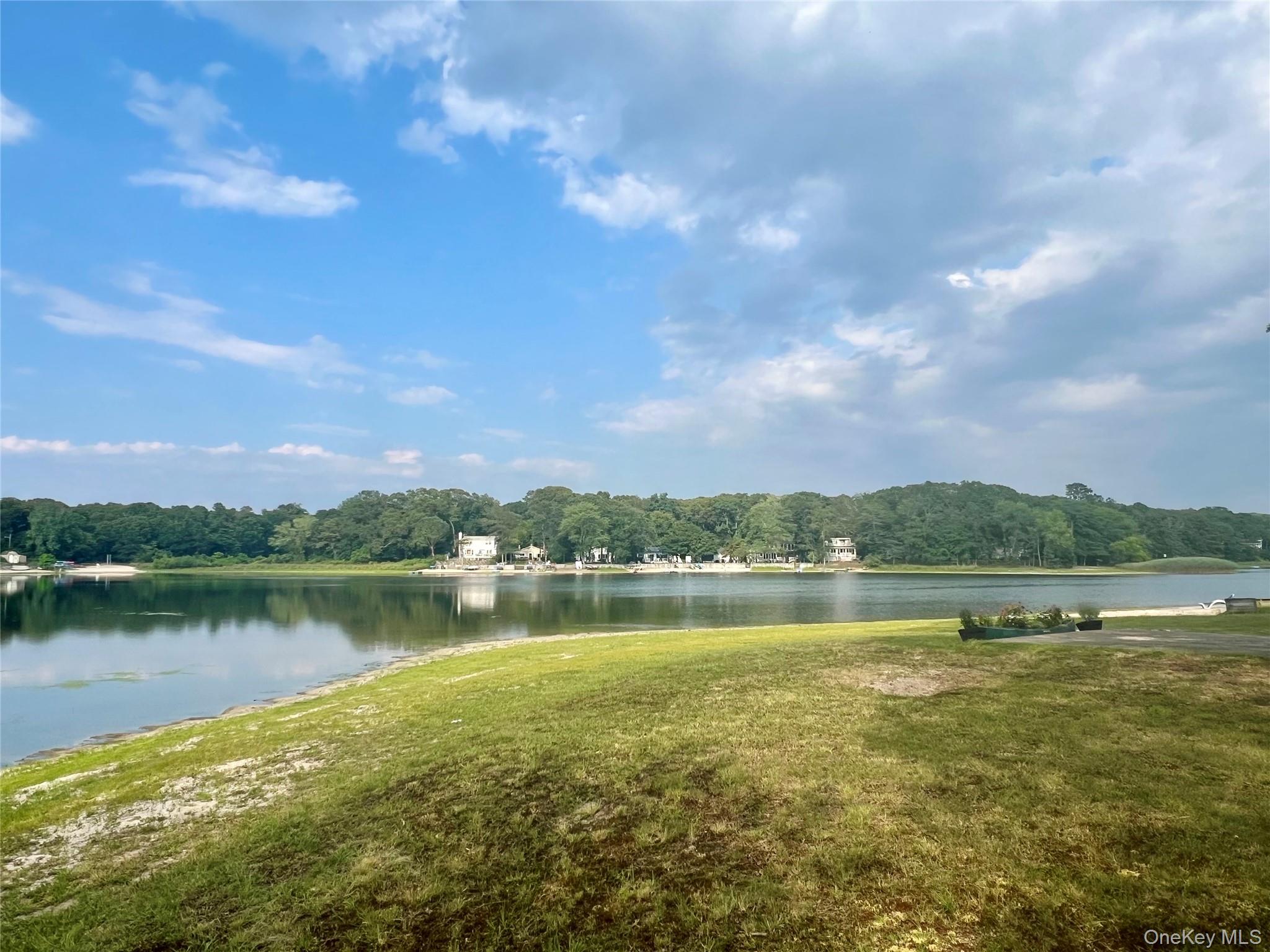 230 Lakeside Trail, Ridge, NY 11961