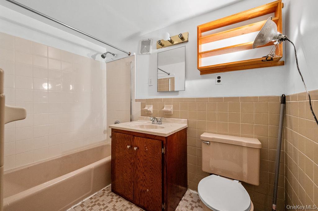 41-30 45th Street, Sunnyside, NY 11104