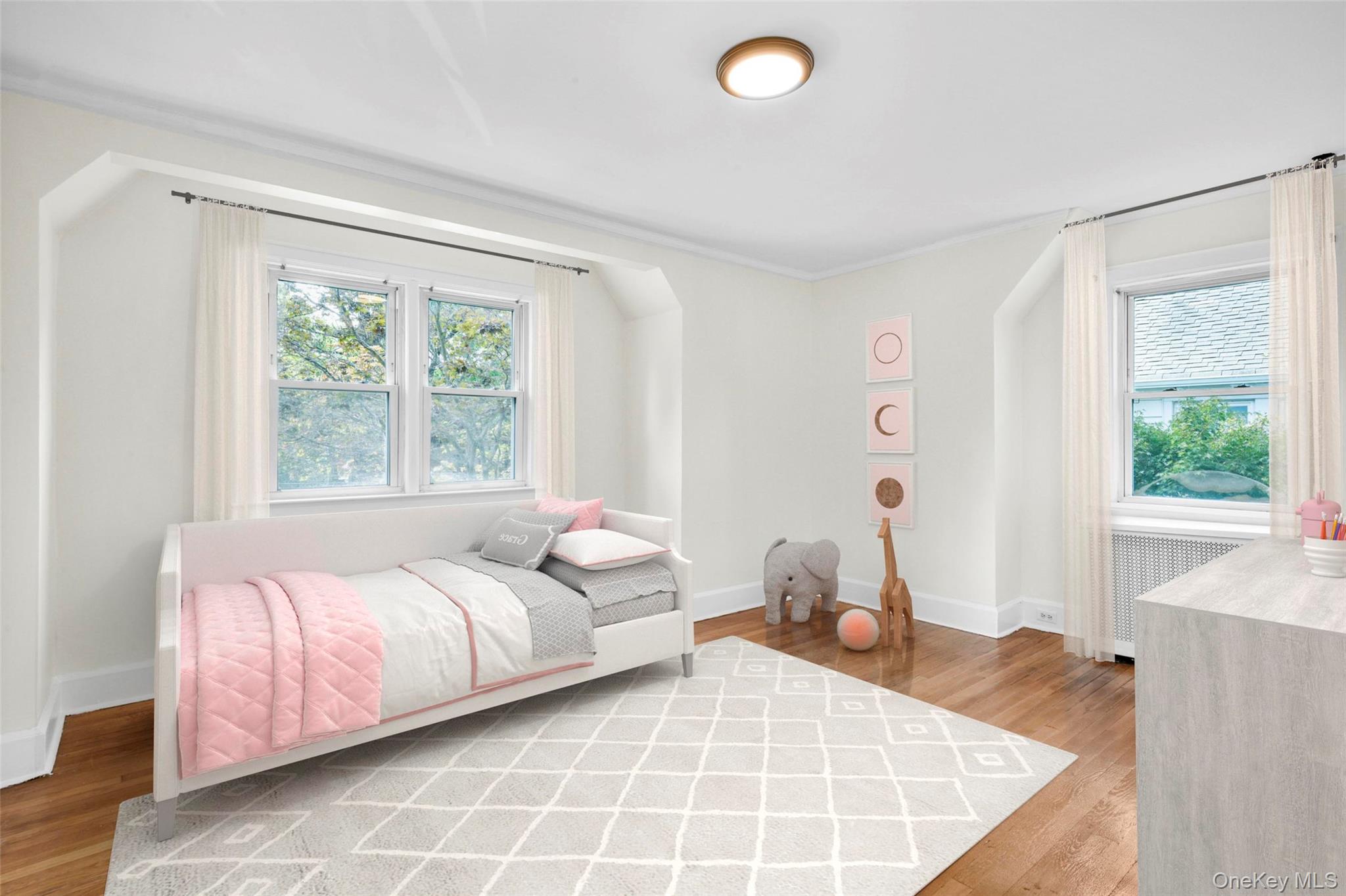 506 Siwanoy Place, Pelham, NY 10803