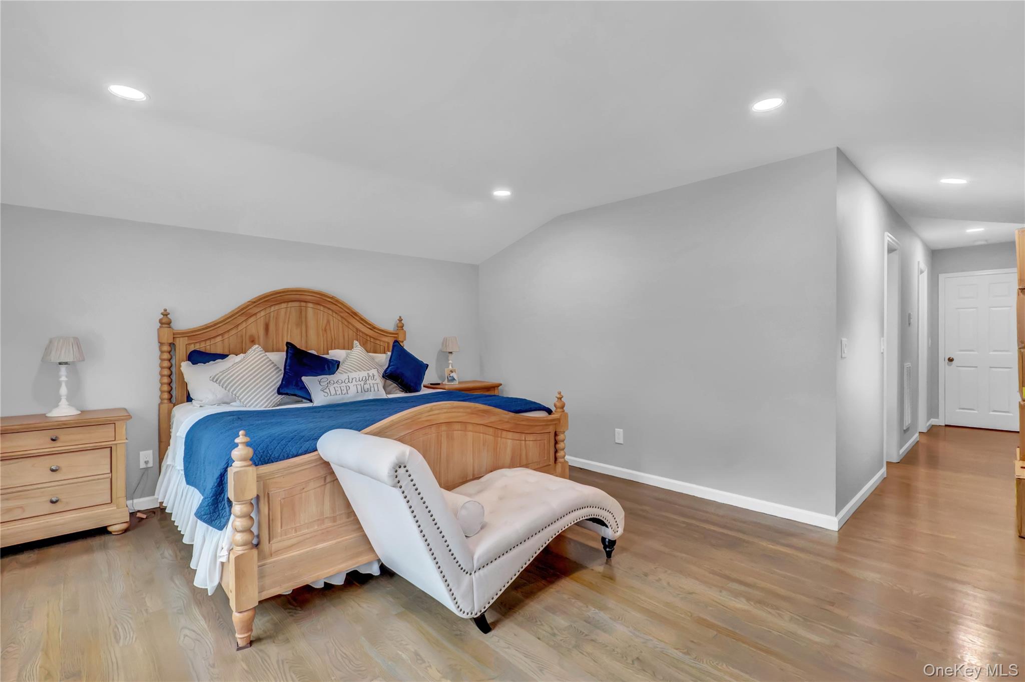 627 Sycamore Avenue, Bohemia, NY 11716