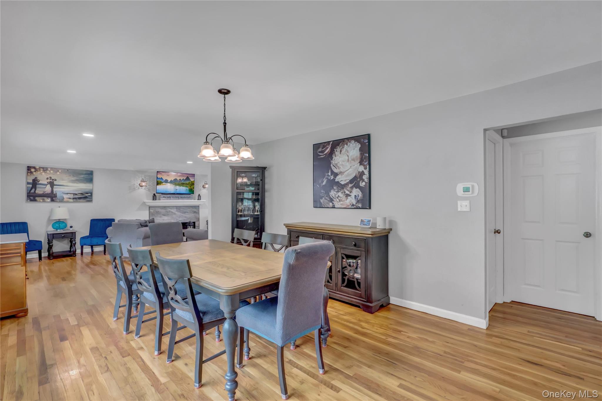 627 Sycamore Avenue, Bohemia, NY 11716