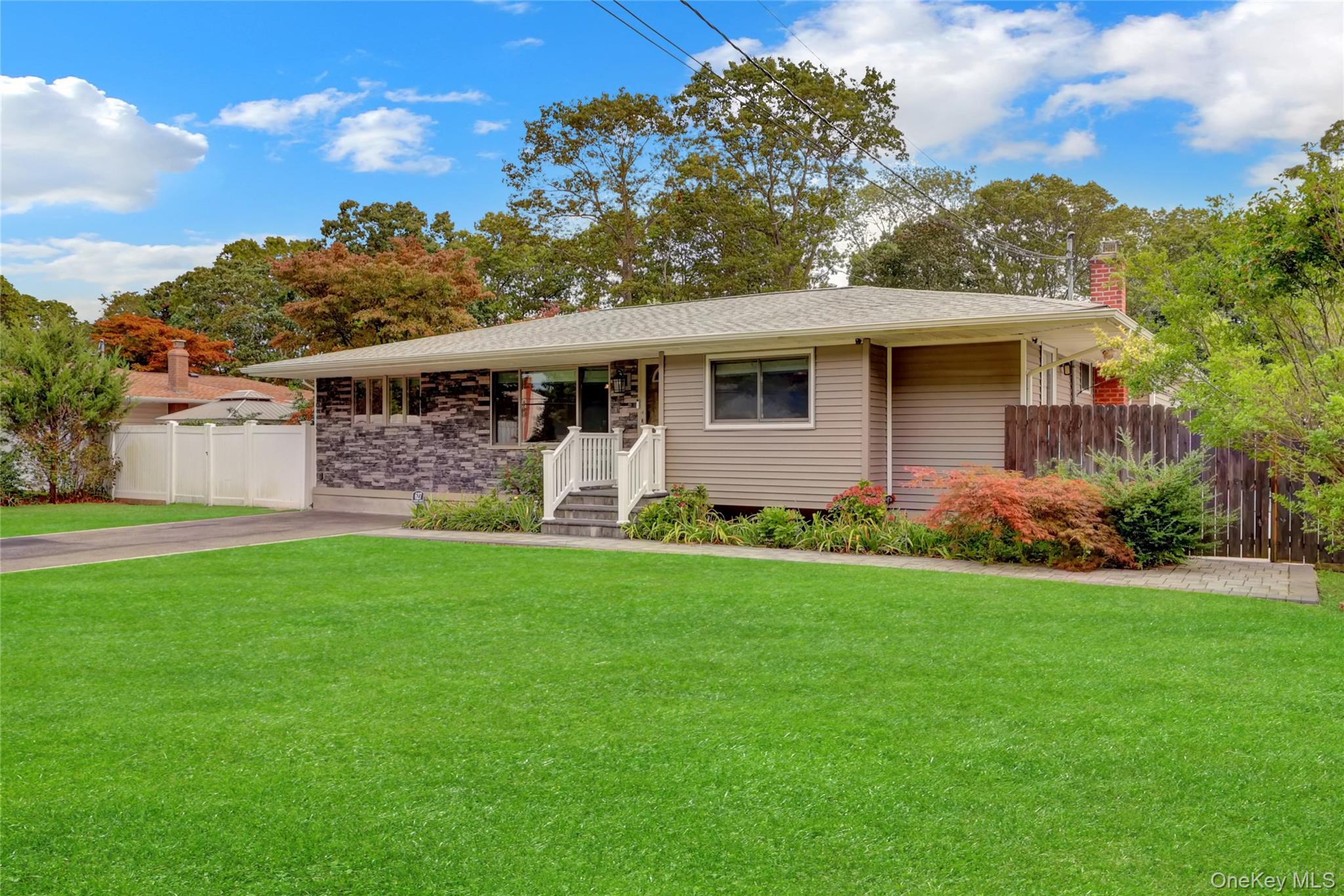 627 Sycamore Avenue, Bohemia, NY 11716