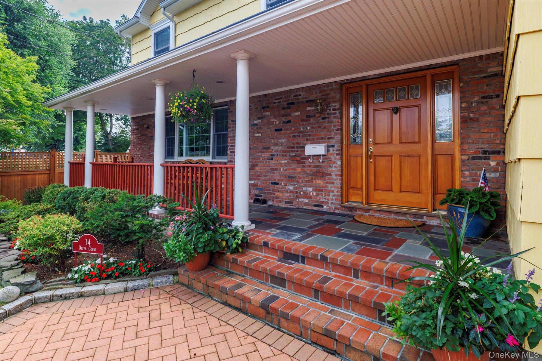 14 Olive Court, Rockville Centre, NY 11570