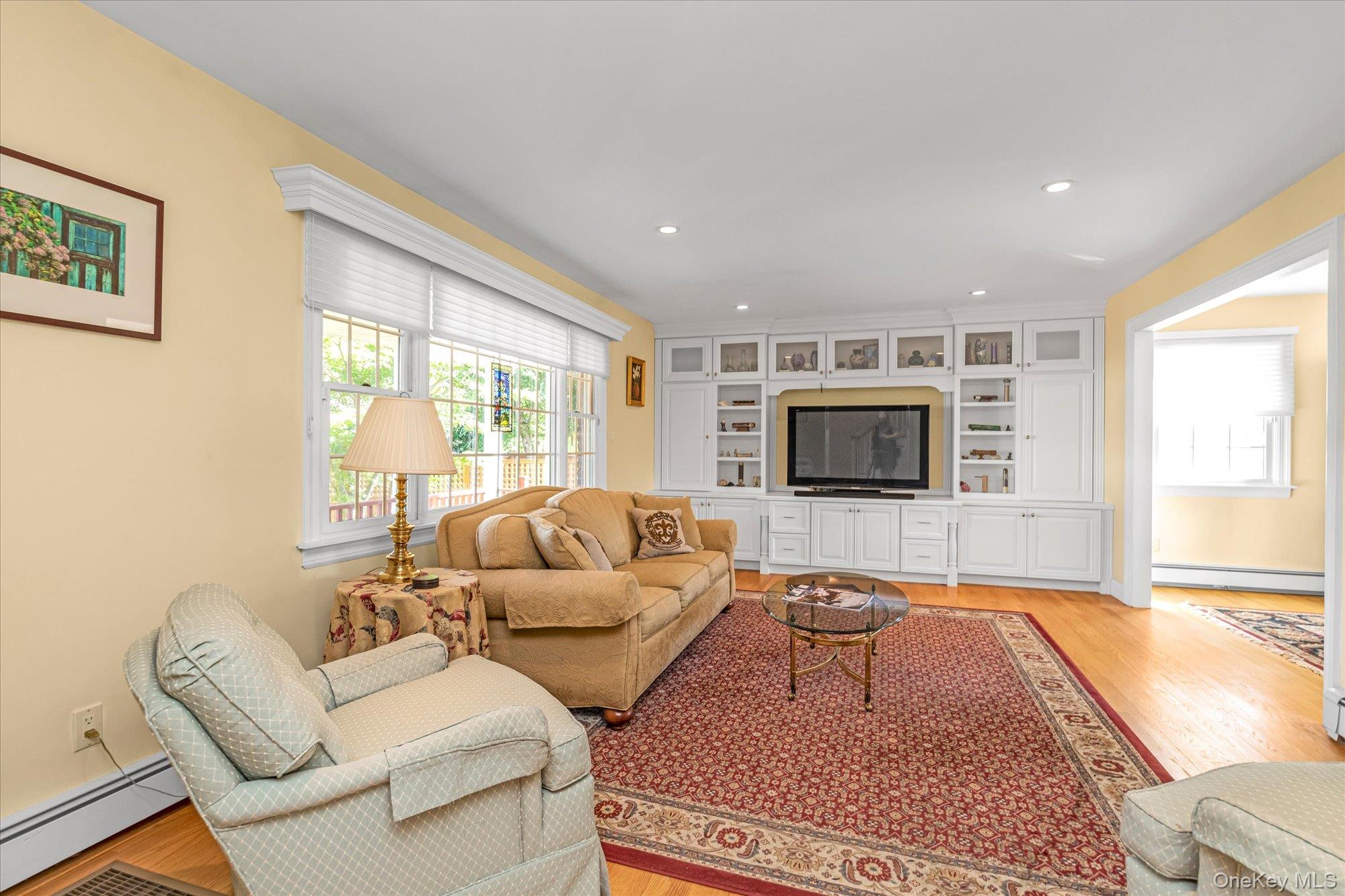 14 Olive Court, Rockville Centre, NY 11570