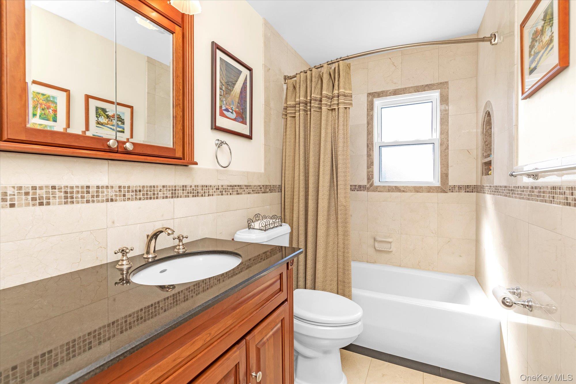 14 Olive Court, Rockville Centre, NY 11570