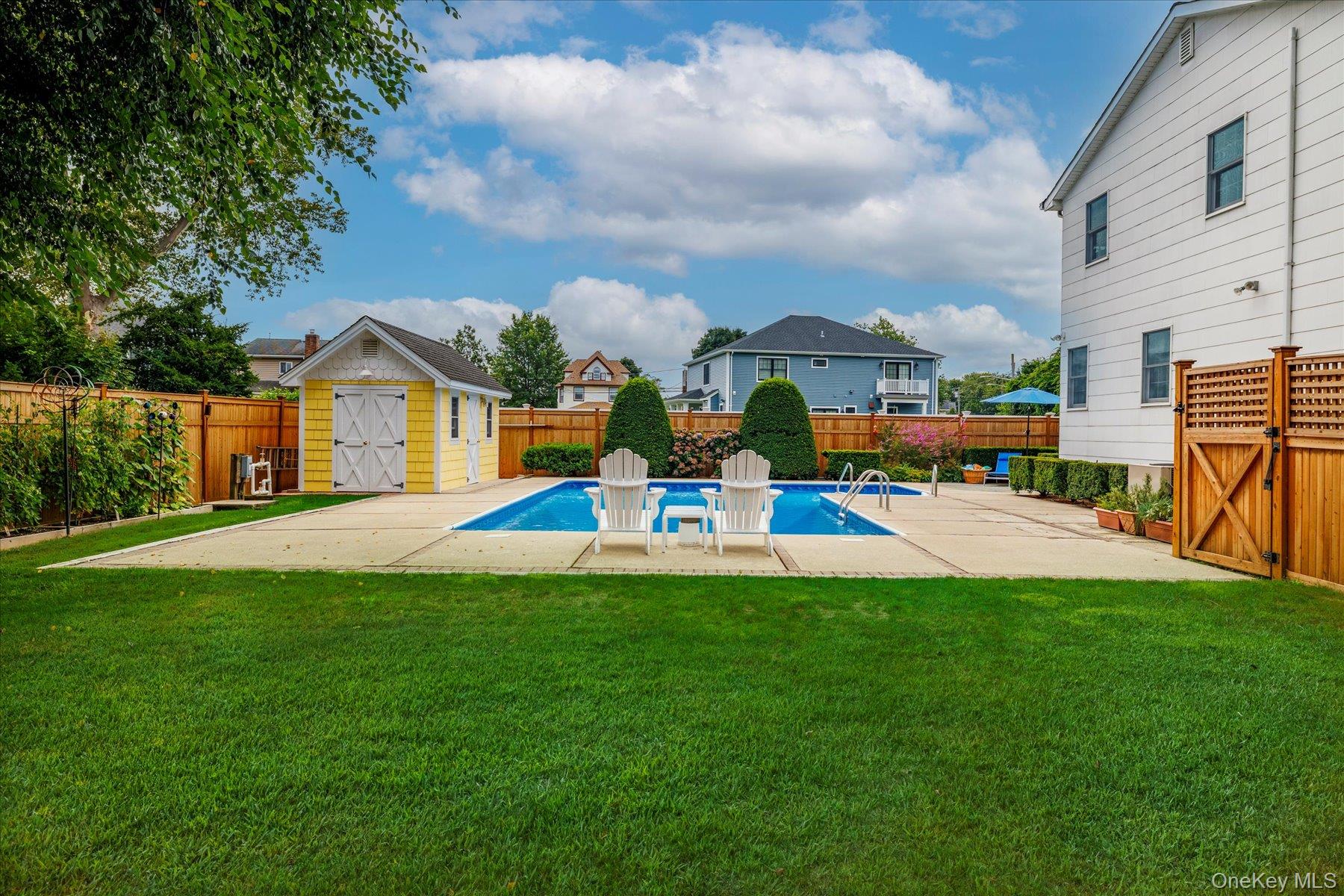 14 Olive Court, Rockville Centre, NY 11570