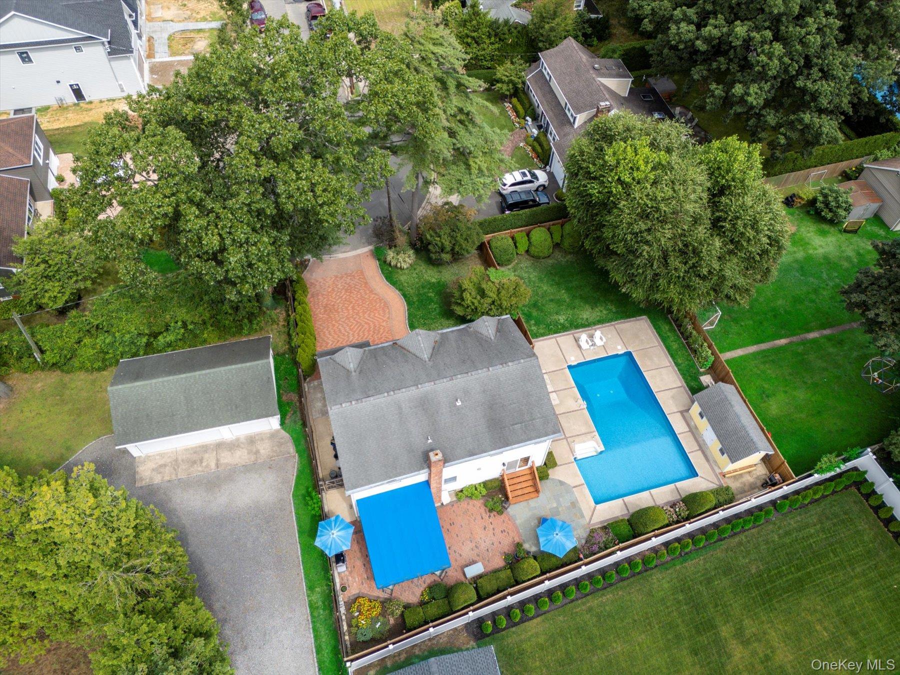 14 Olive Court, Rockville Centre, NY 11570