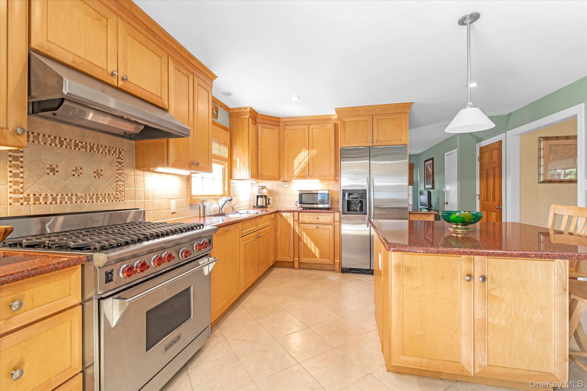 14 Olive Court, Rockville Centre, NY 11570