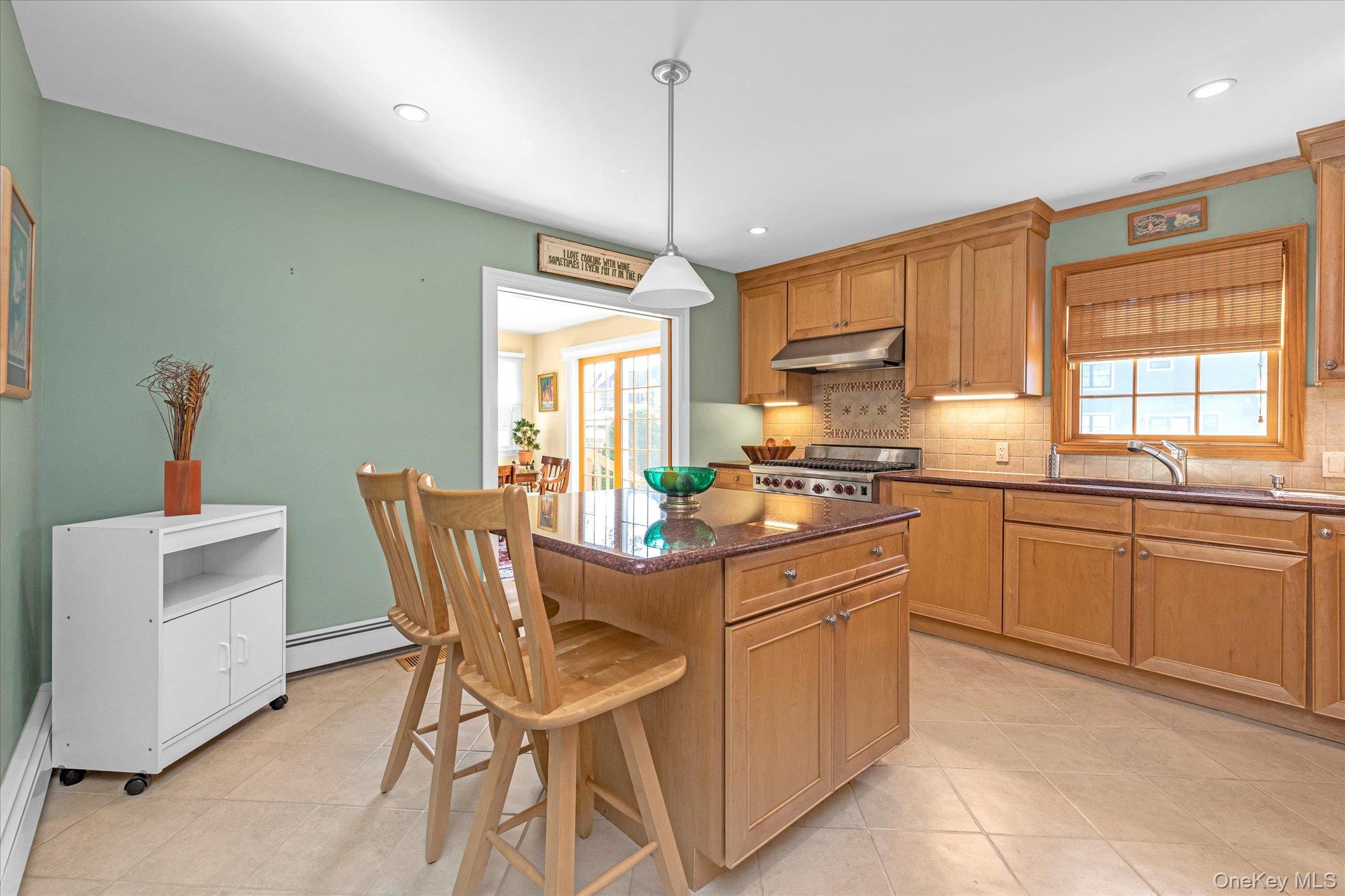 14 Olive Court, Rockville Centre, NY 11570