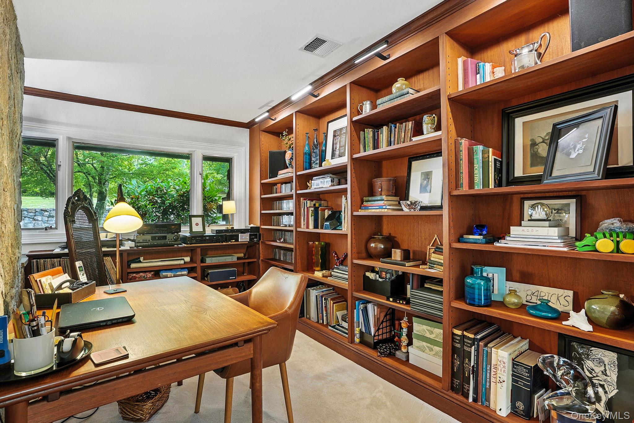 417 Long Hill Road E, Briarcliff Manor, NY 10510