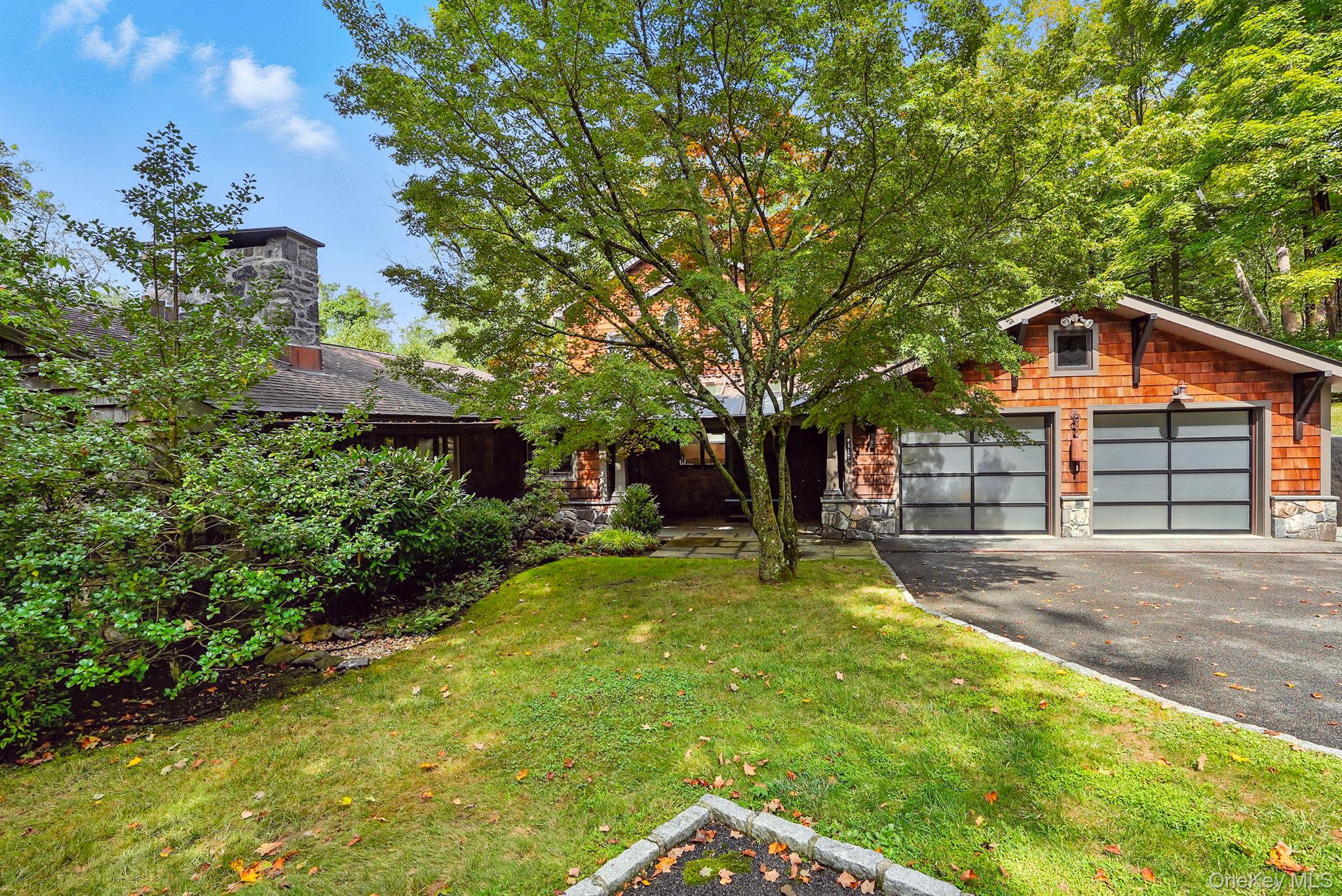 417 Long Hill Road E, Briarcliff Manor, NY 10510
