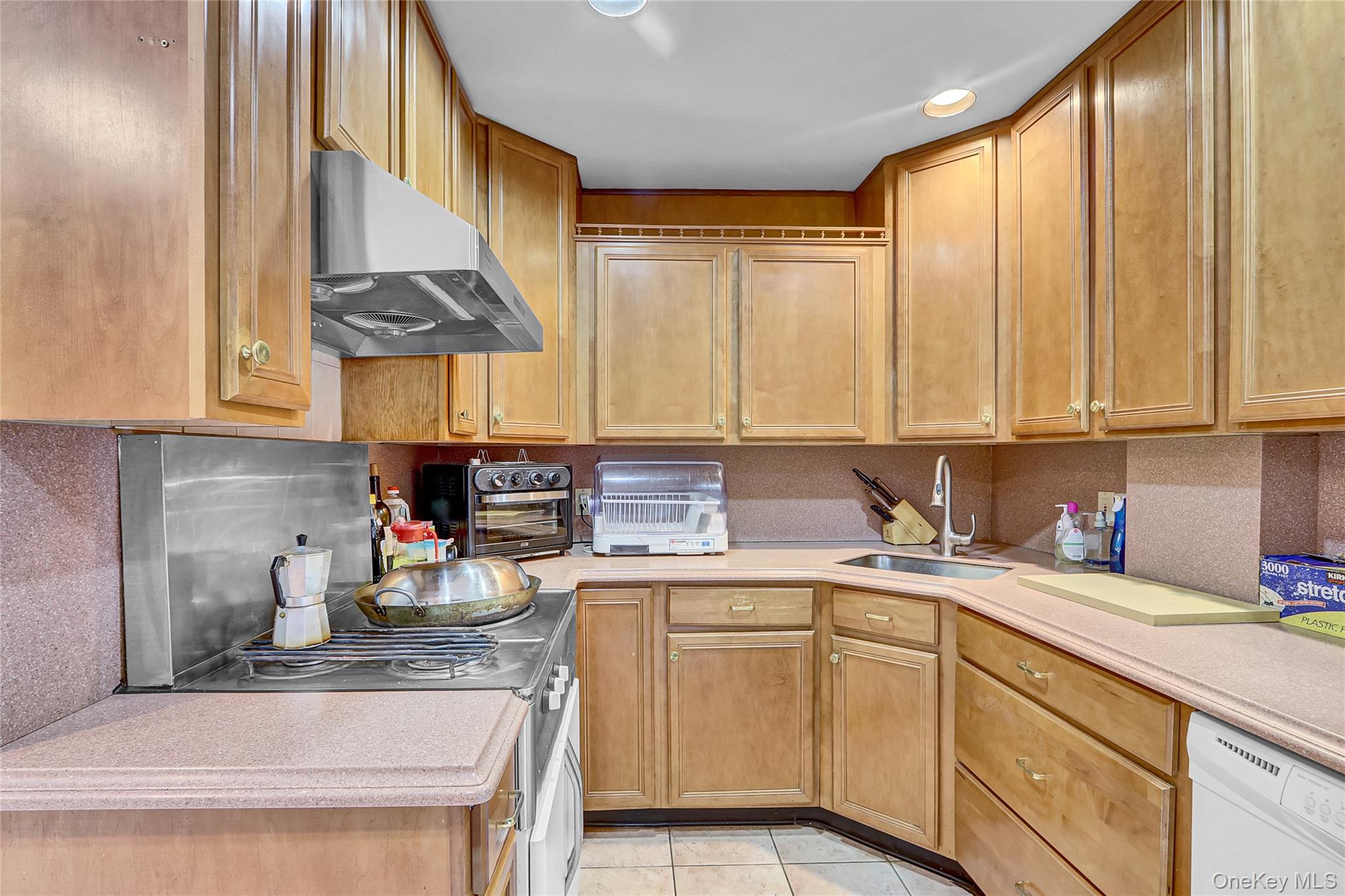 217-18 64 Avenue, Bayside, NY 11364