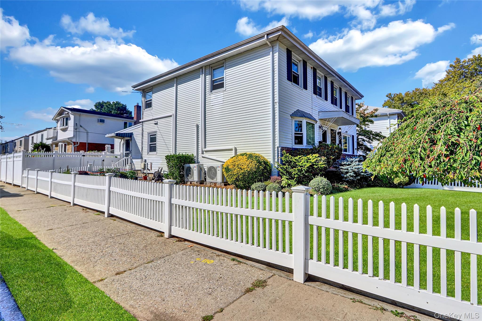 217-18 64 Avenue, Bayside, NY 11364