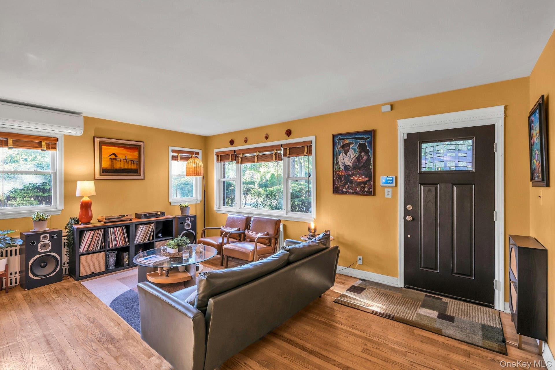 24 Ormond Street, Dix Hills, NY 11746