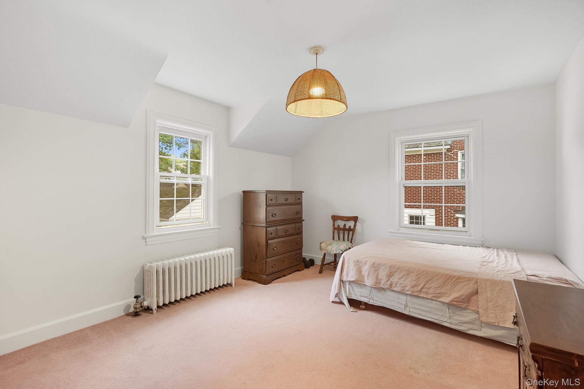 115 Hartsdale Avenue, White Plains, NY 10606