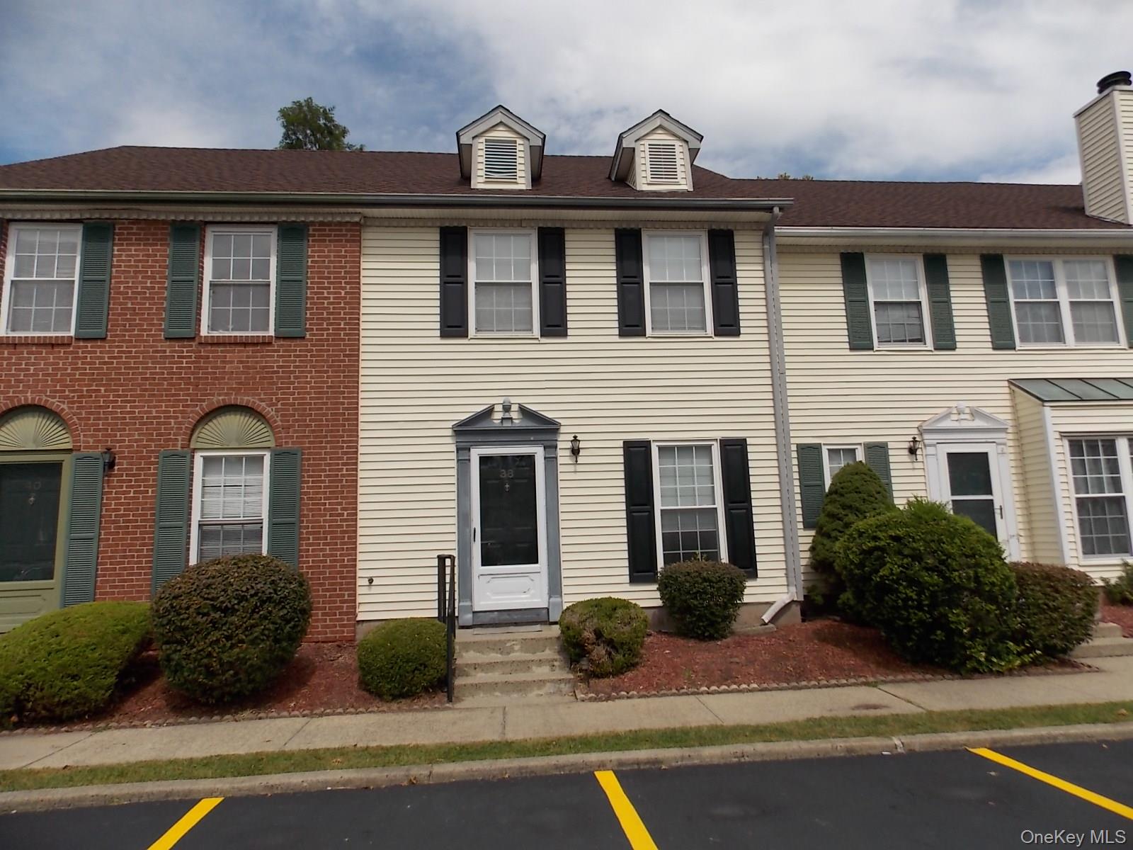 38 Matthews Lane, Washingtonville, NY 10992