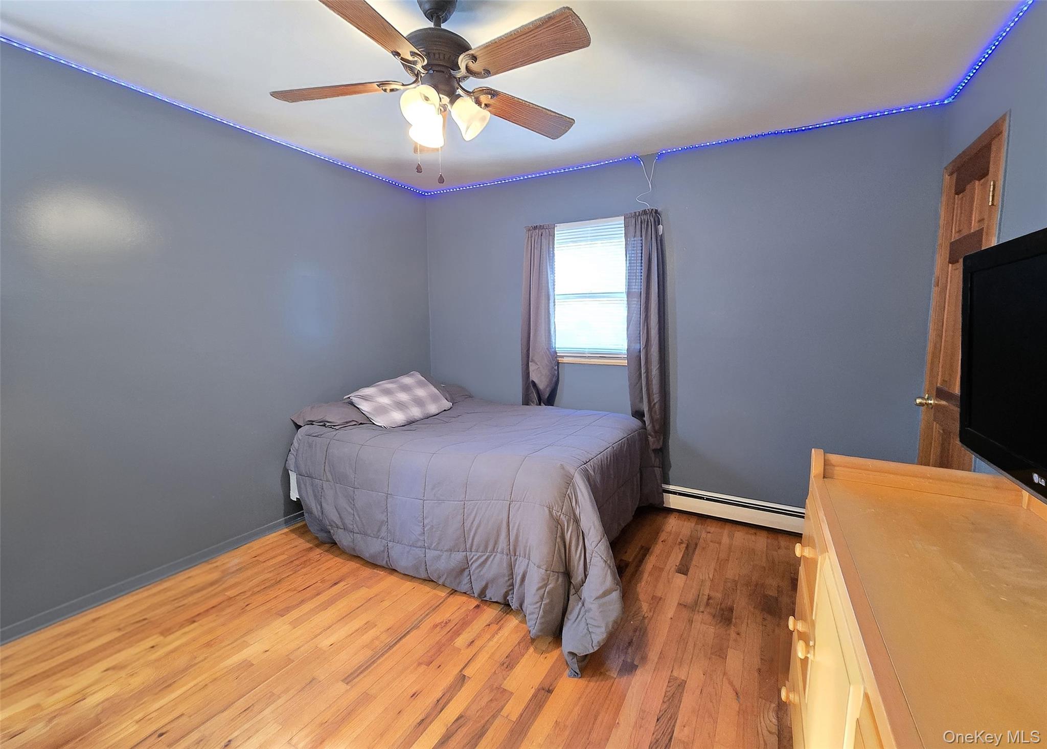 423 Alphabet Street, Holbrook, NY 11741