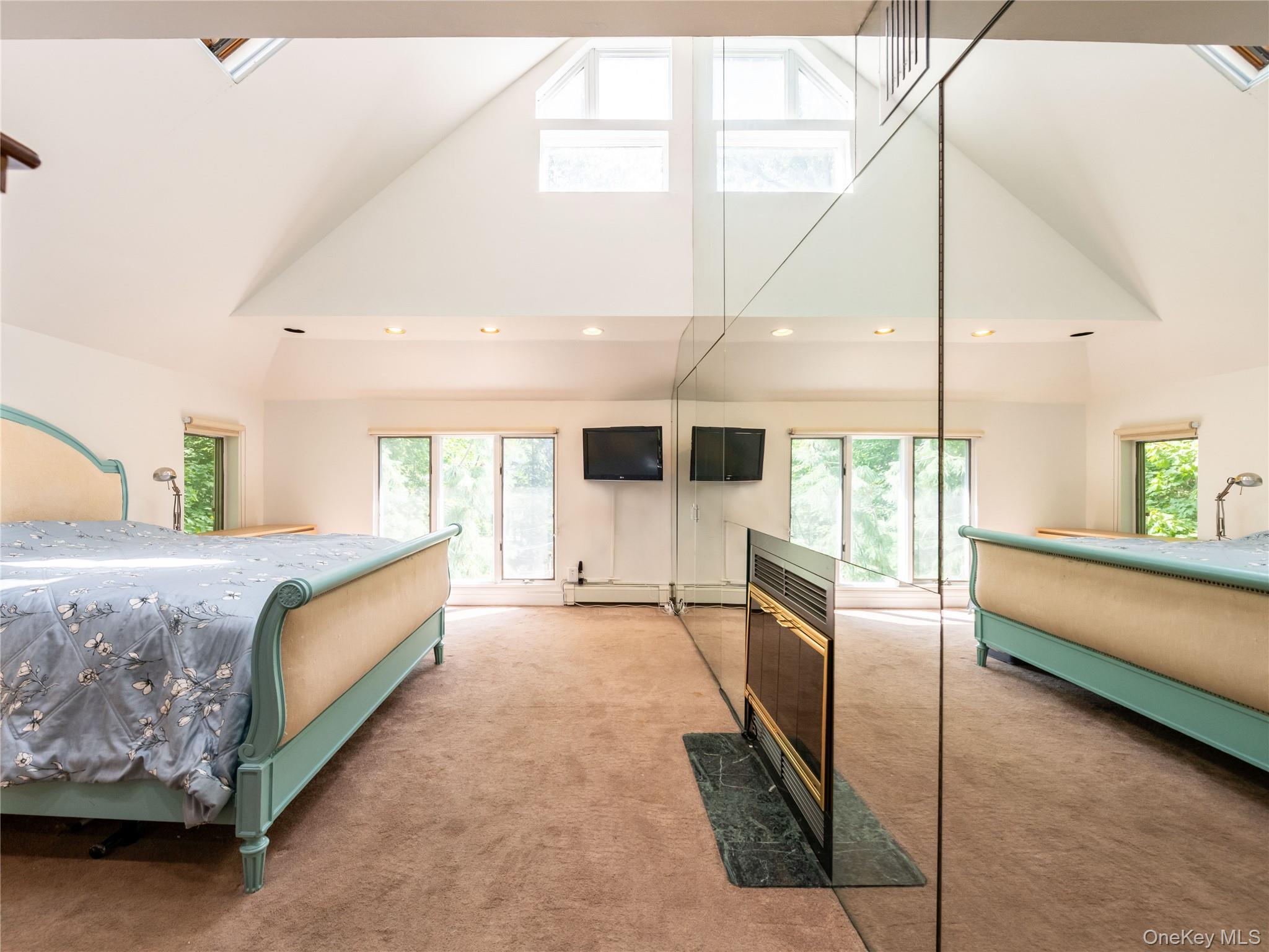 100 Station Road, Great Neck, NY 11023