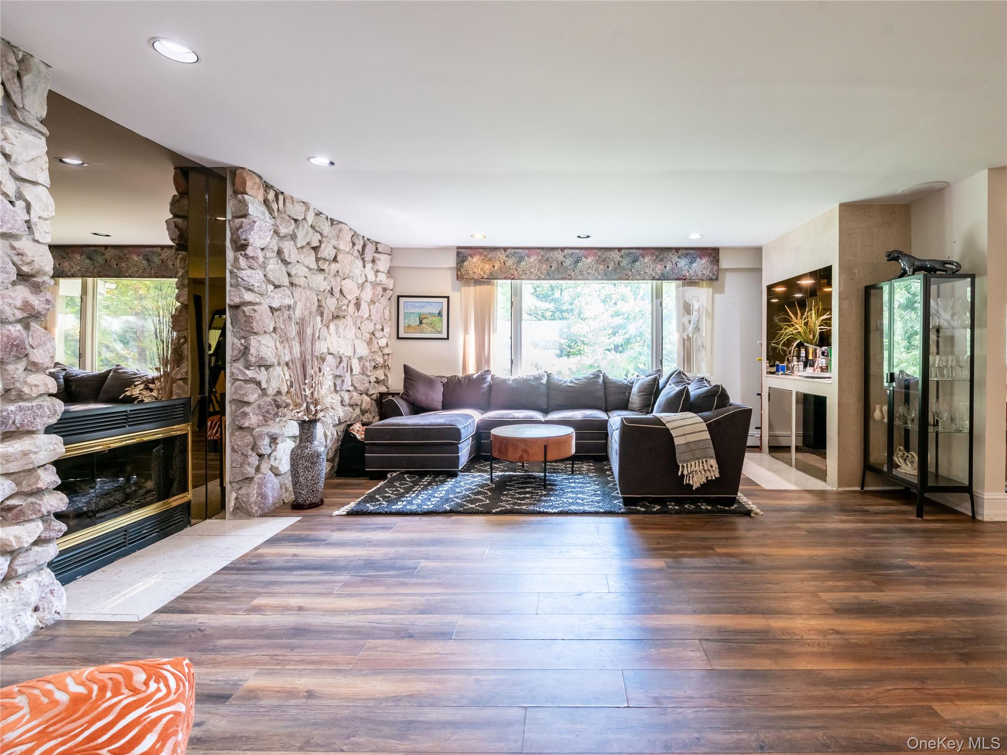 100 Station Road, Great Neck, NY 11023