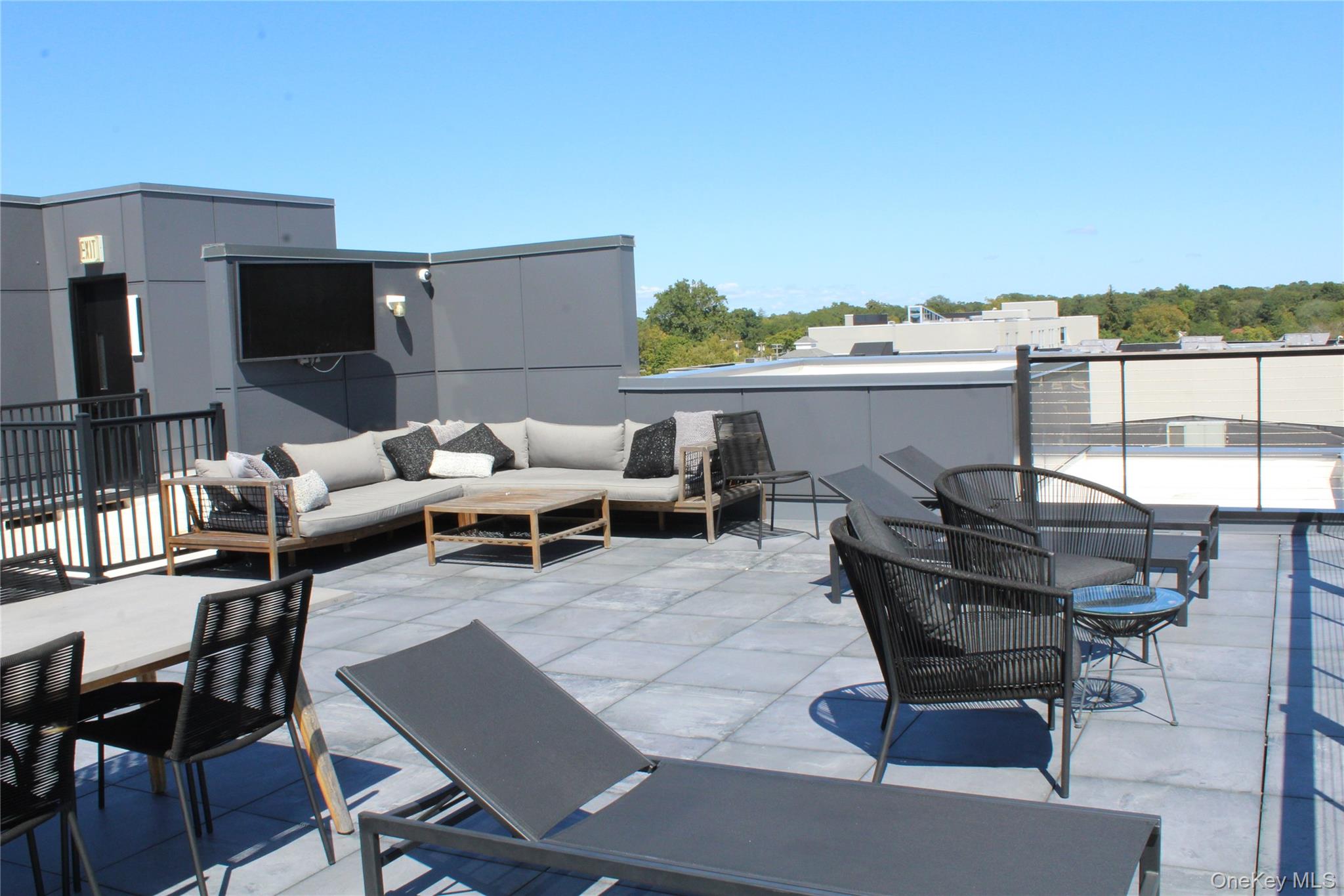 331 E Main Street # 306, Riverhead, NY 11901