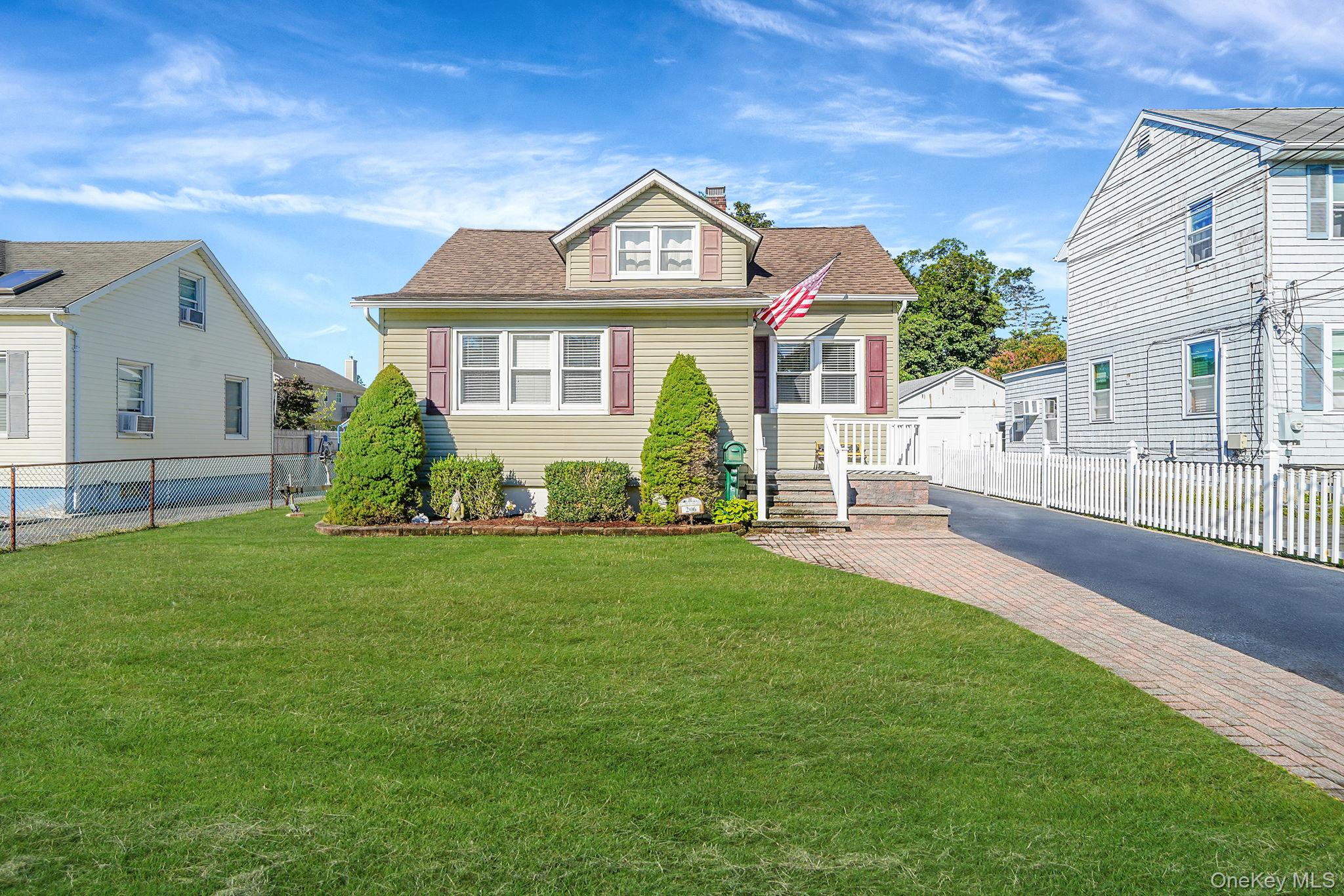 206 Wilson Boulevard, Islip, NY 11751