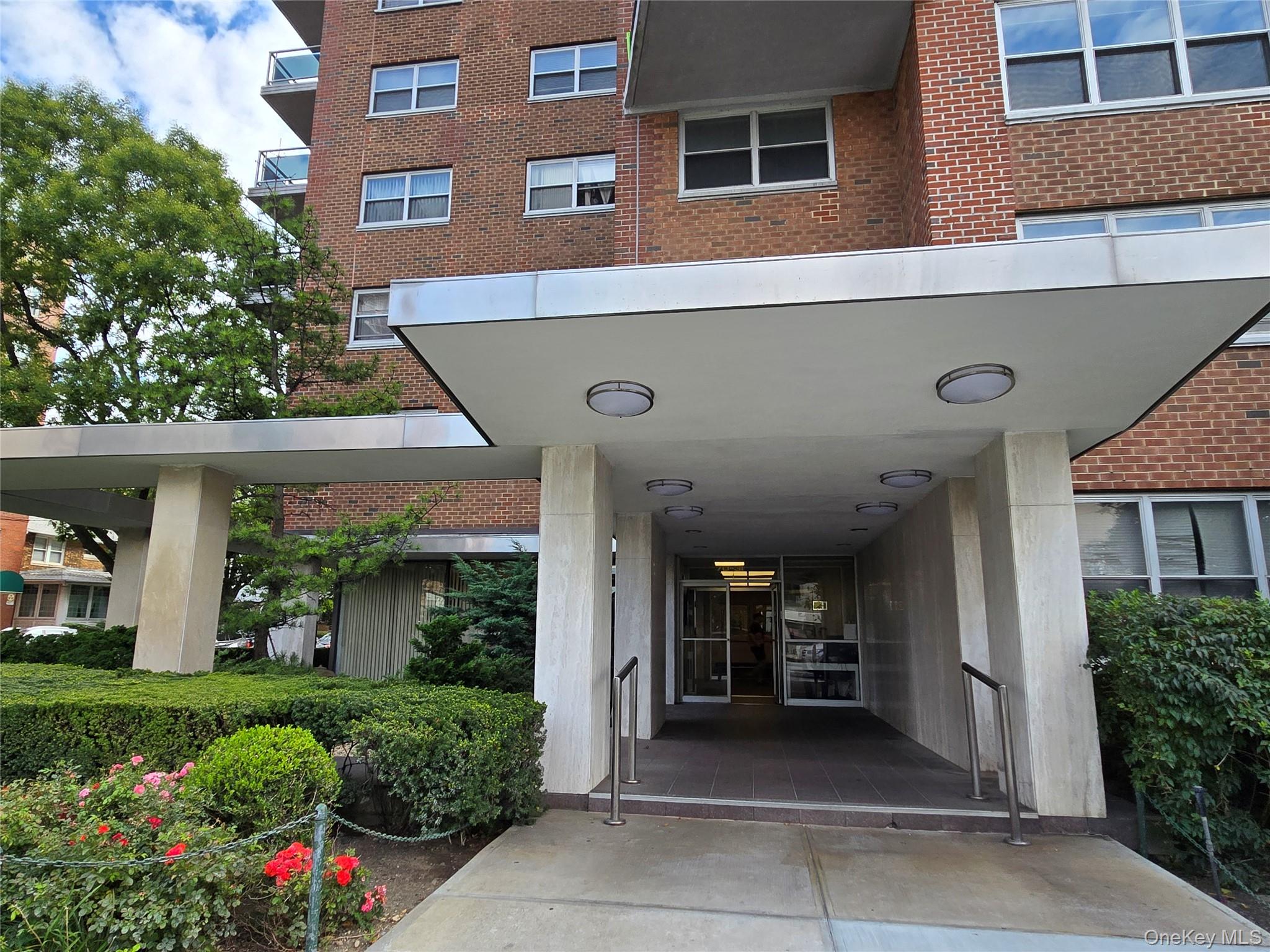 70-31 108th Street # 12F, Forest Hills, NY 11375