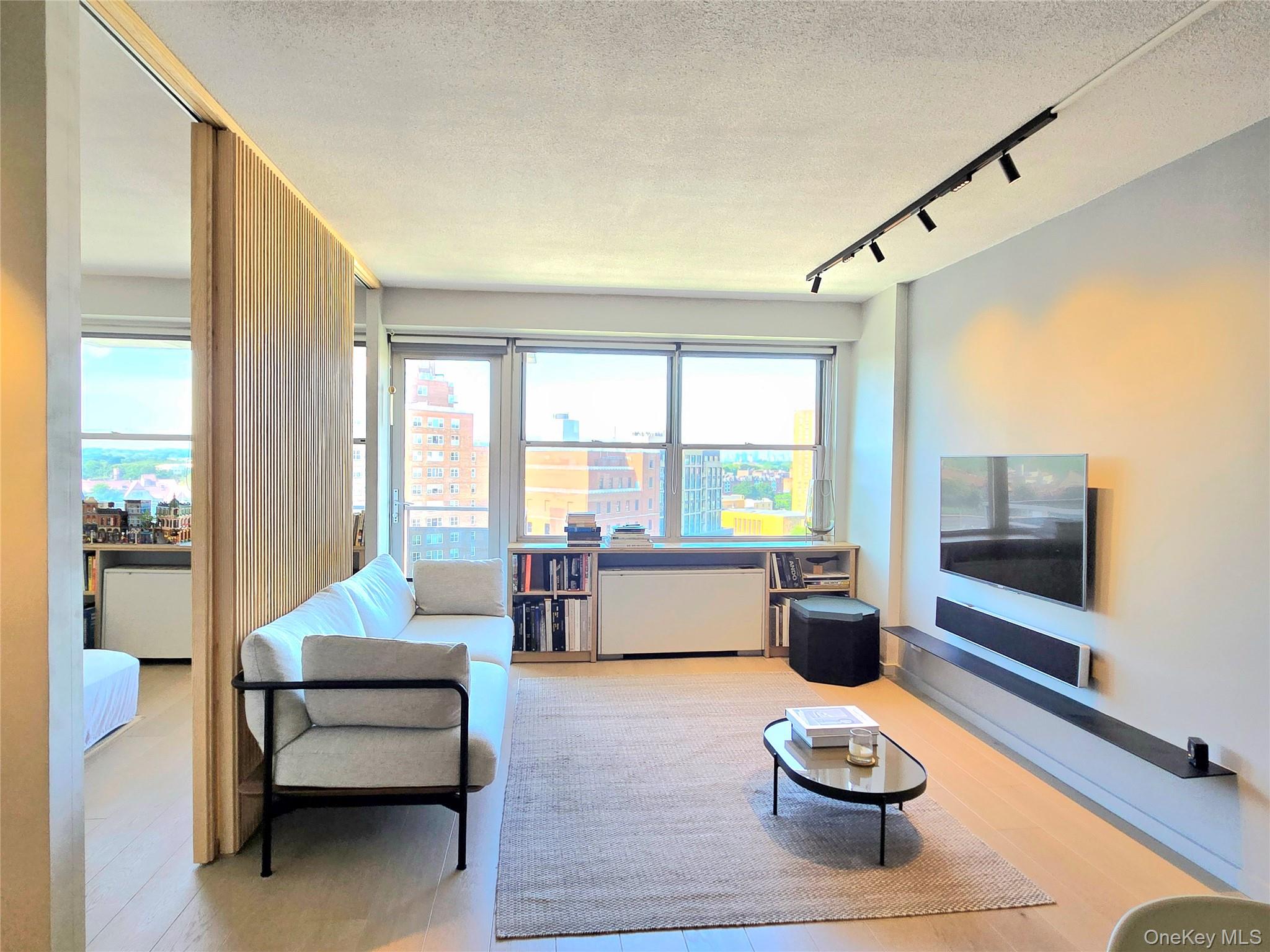 70-31 108th Street # 12F, Forest Hills, NY 11375