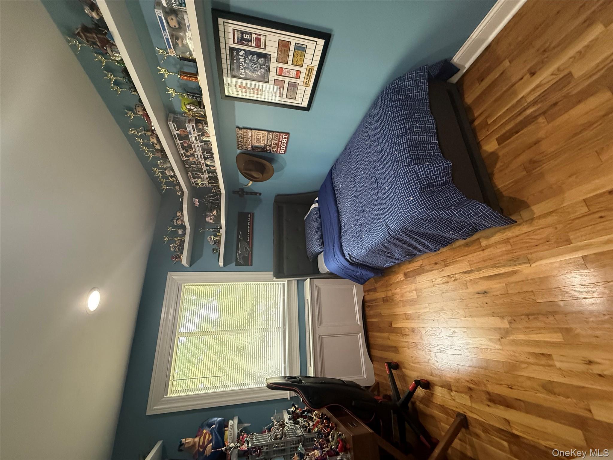 18-21 215th Street # TH 24, Bayside, NY 11360