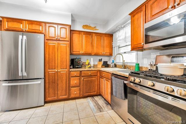 170 Maple Road, Wading River, NY 11792