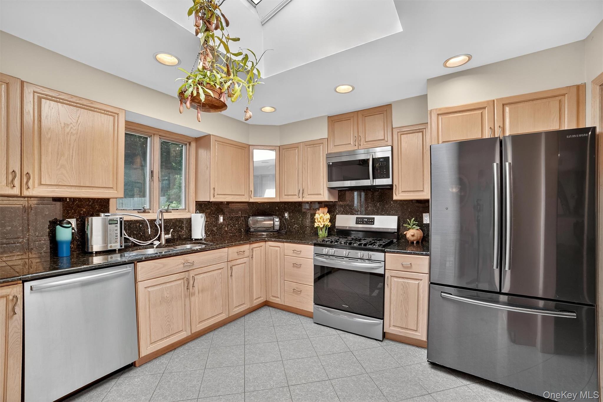 1 Overhill Road, Elmsford, NY 10523