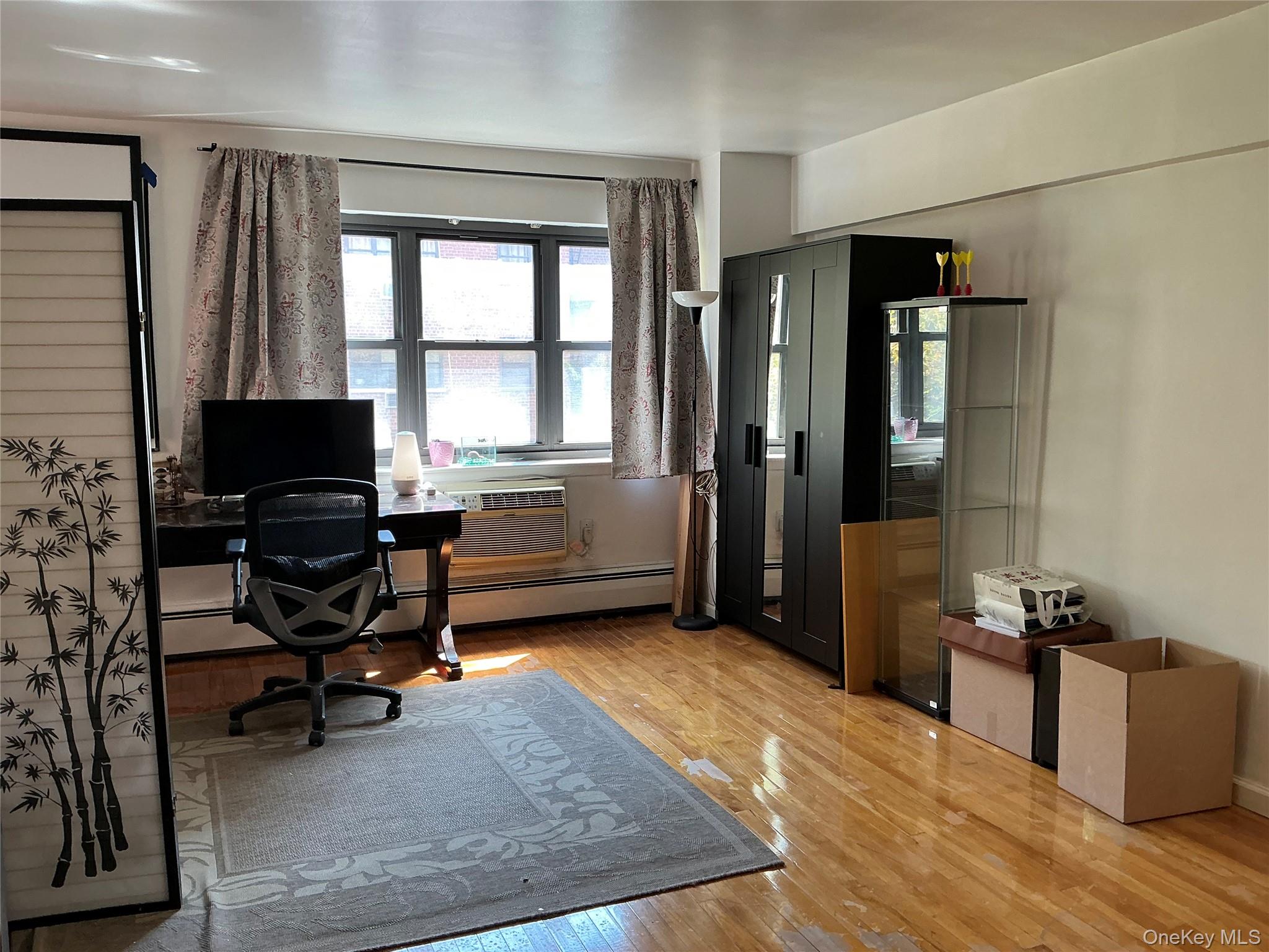 99-11 60 Ave # 3A, Corona, NY 11368