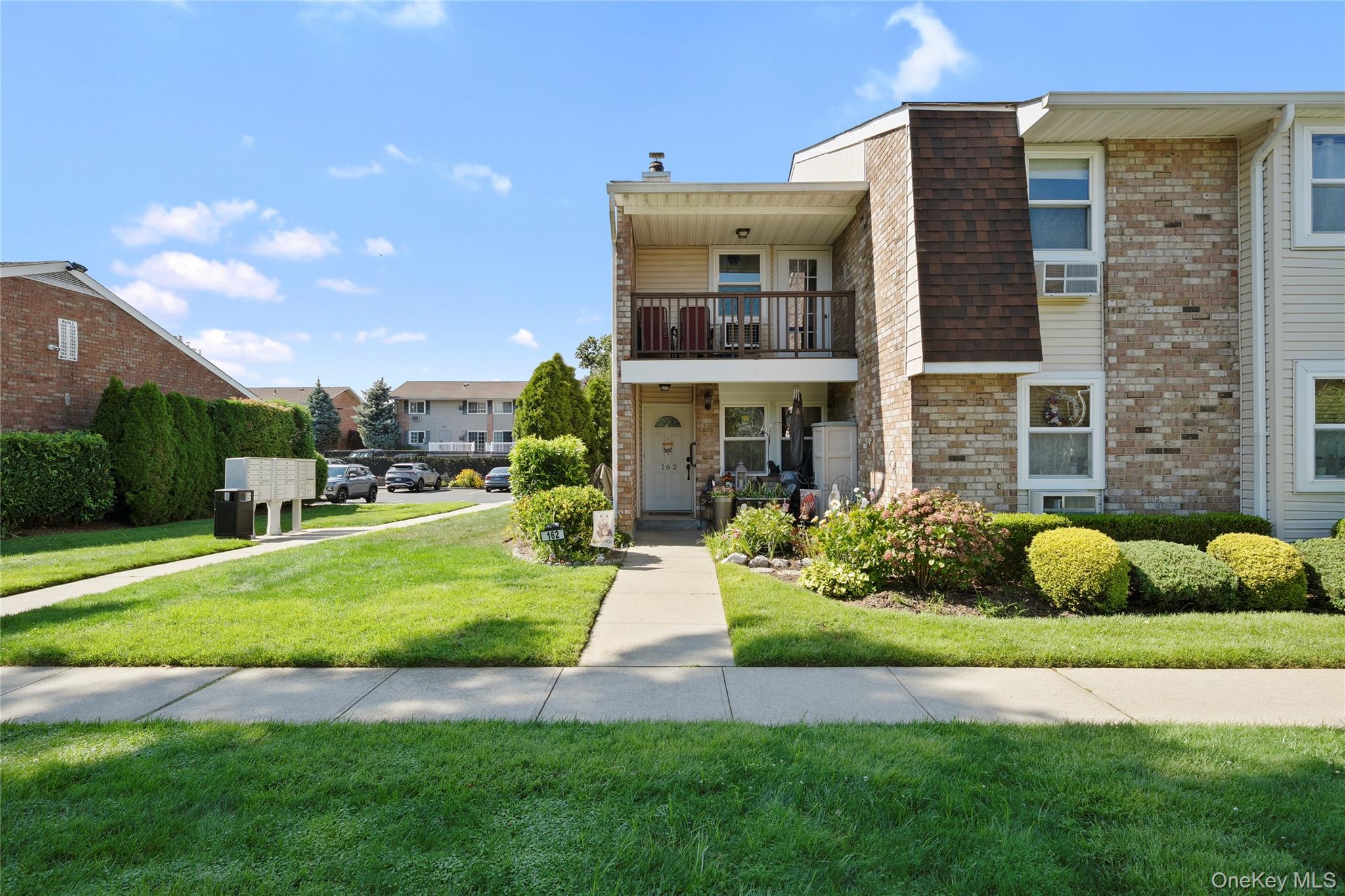 162 Millard # 162, West Babylon, NY 11704