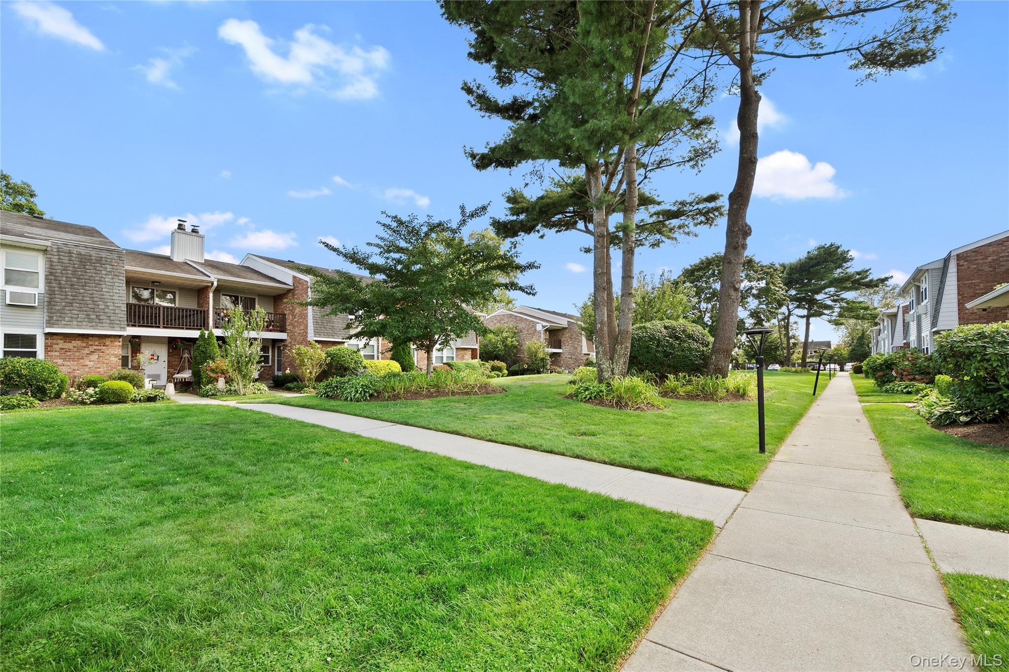 162 Millard # 162, West Babylon, NY 11704