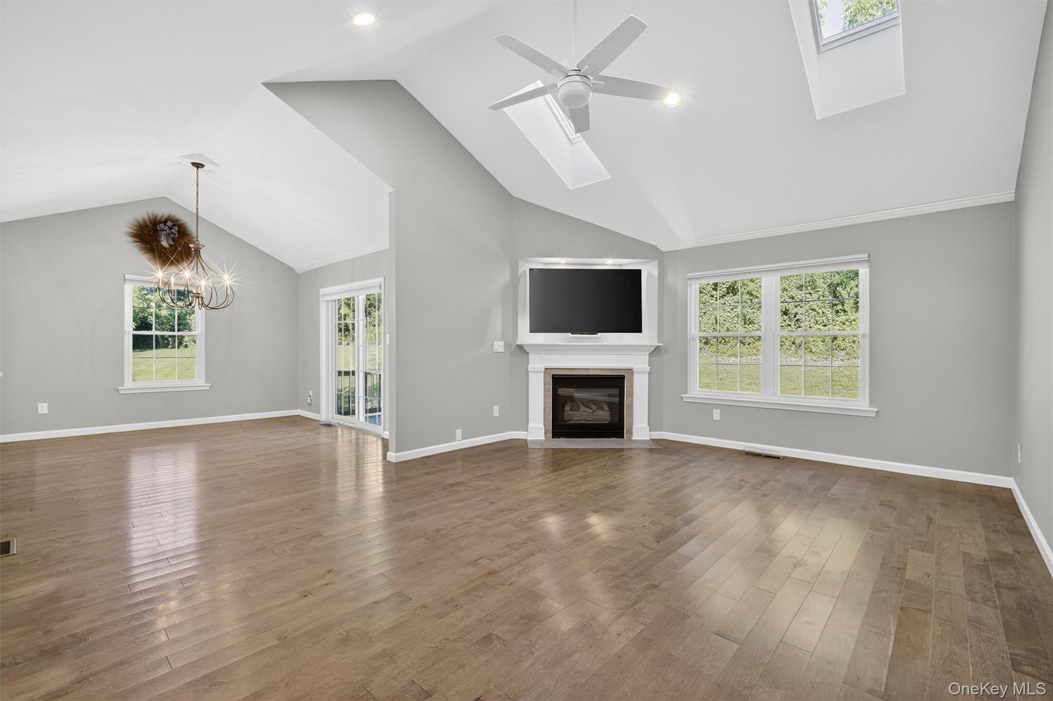 60 Muirfield Court, Poughkeepsie, NY 12603