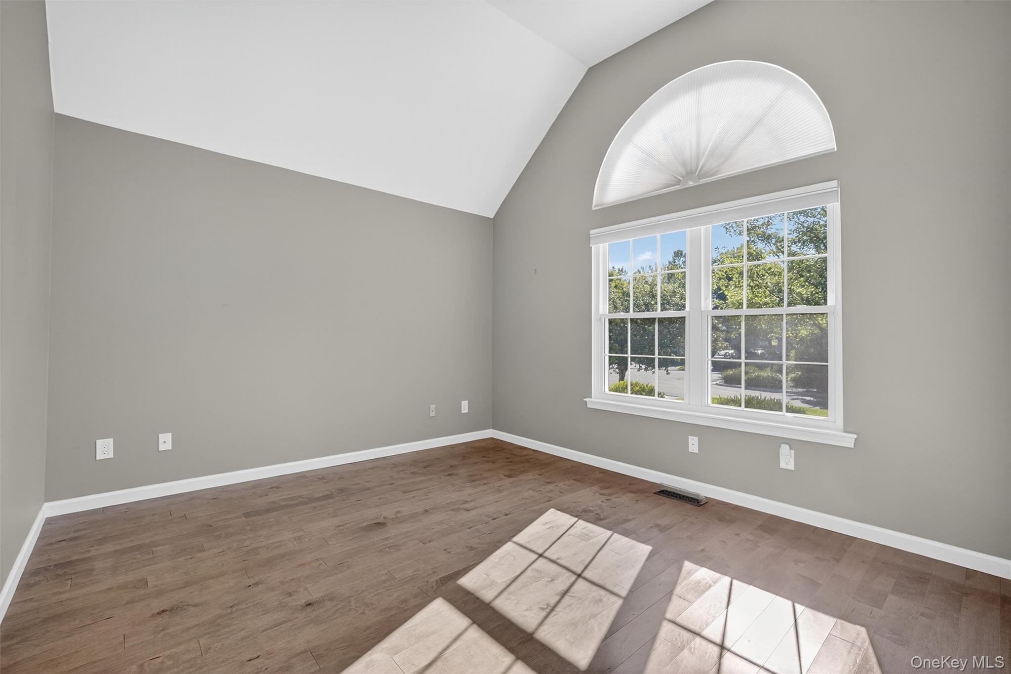 60 Muirfield Court, Poughkeepsie, NY 12603