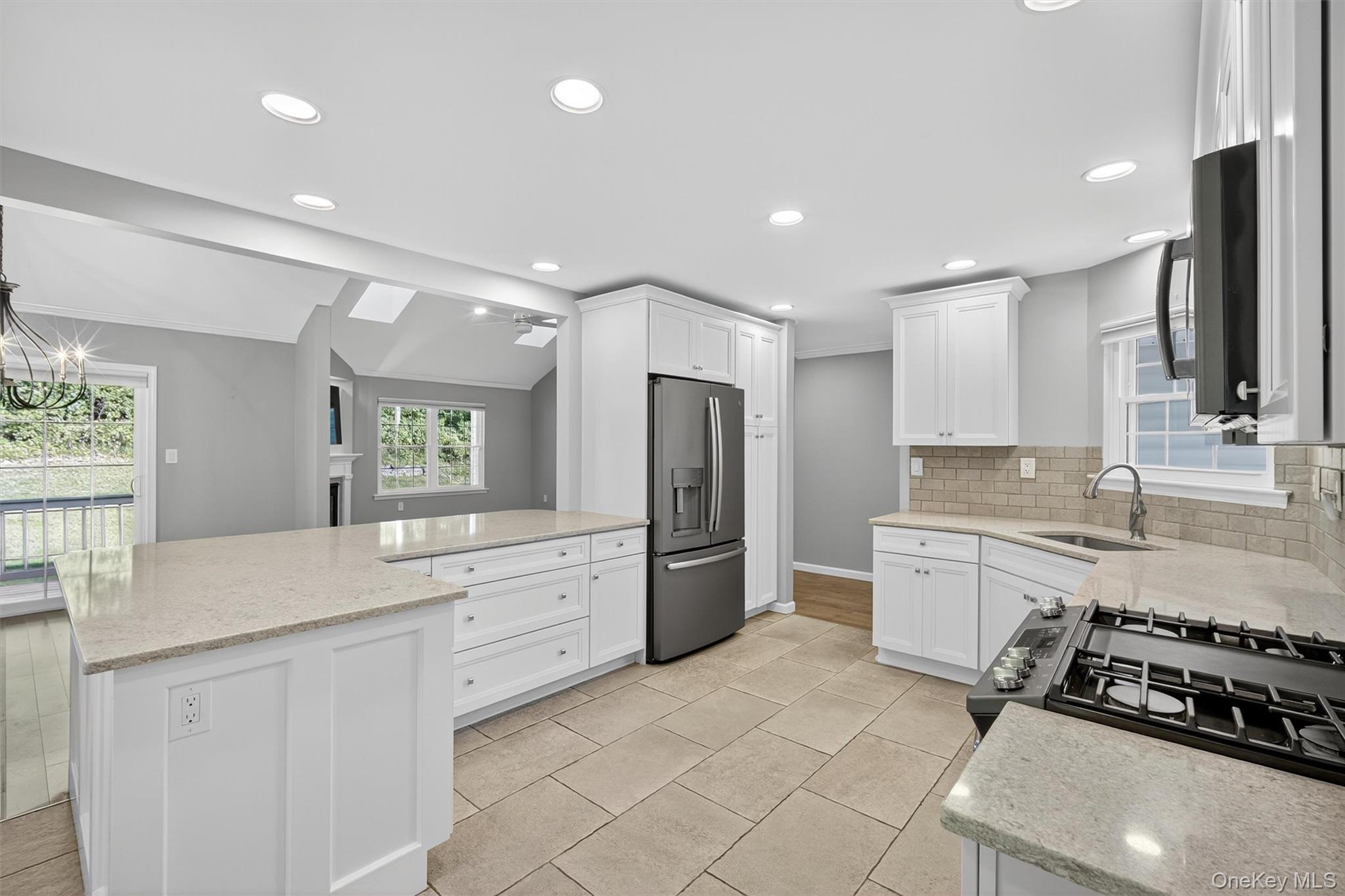 60 Muirfield Court, Poughkeepsie, NY 12603