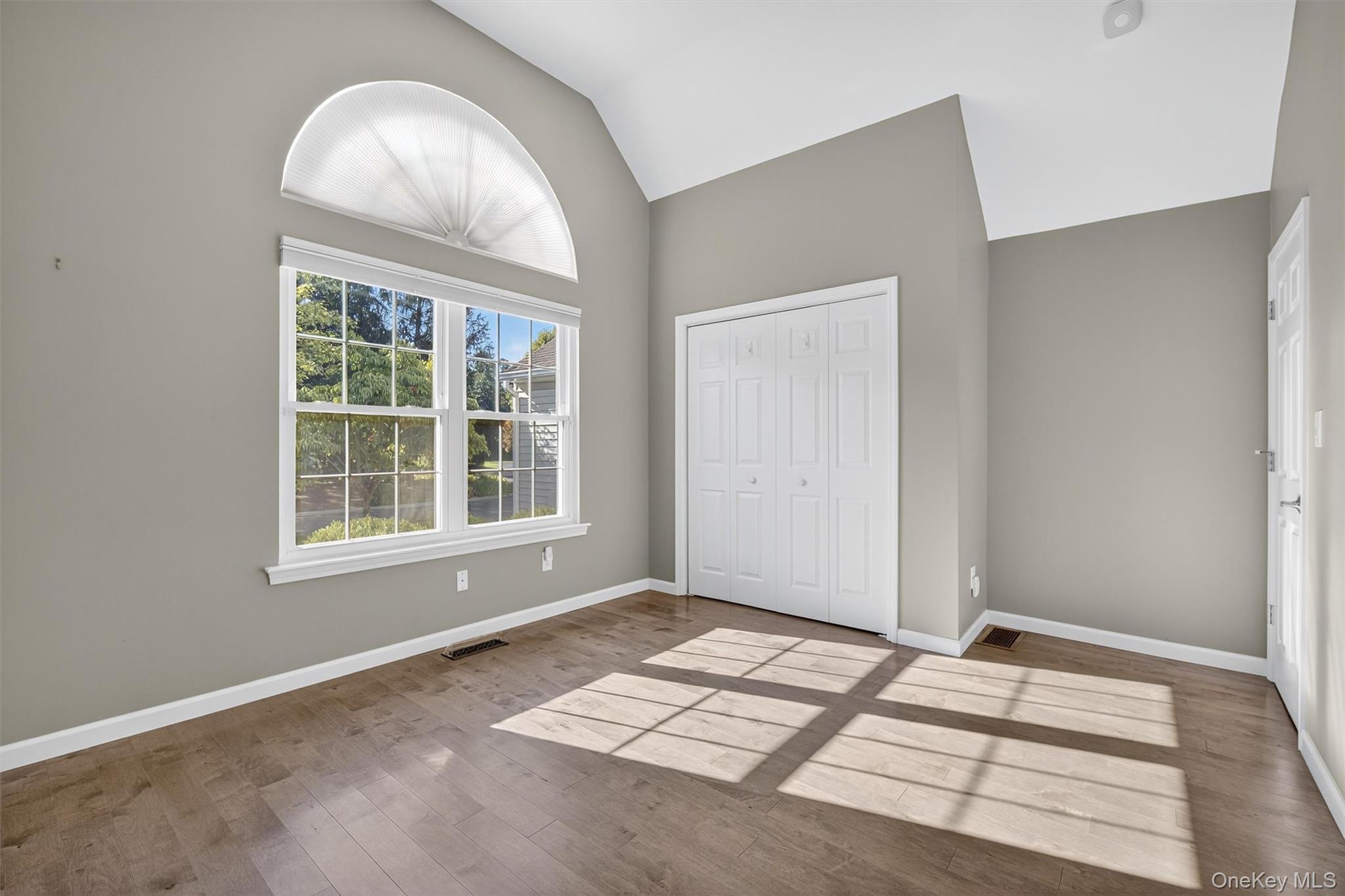 60 Muirfield Court, Poughkeepsie, NY 12603