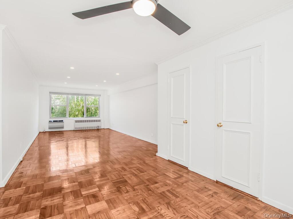10 Old Mamaroneck Road # 4D, White Plains, NY 10605