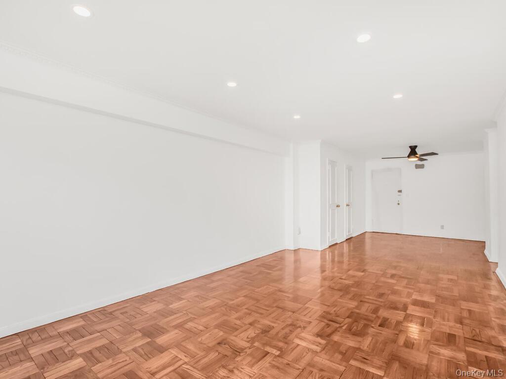 10 Old Mamaroneck Road # 4D, White Plains, NY 10605