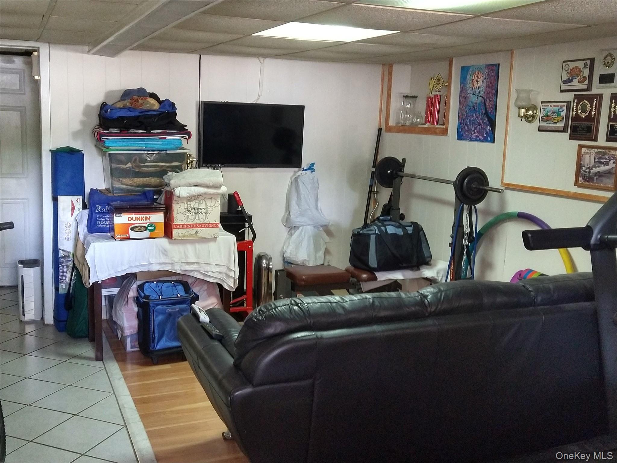 20520 33rd Avenue, Bayside, NY 11361