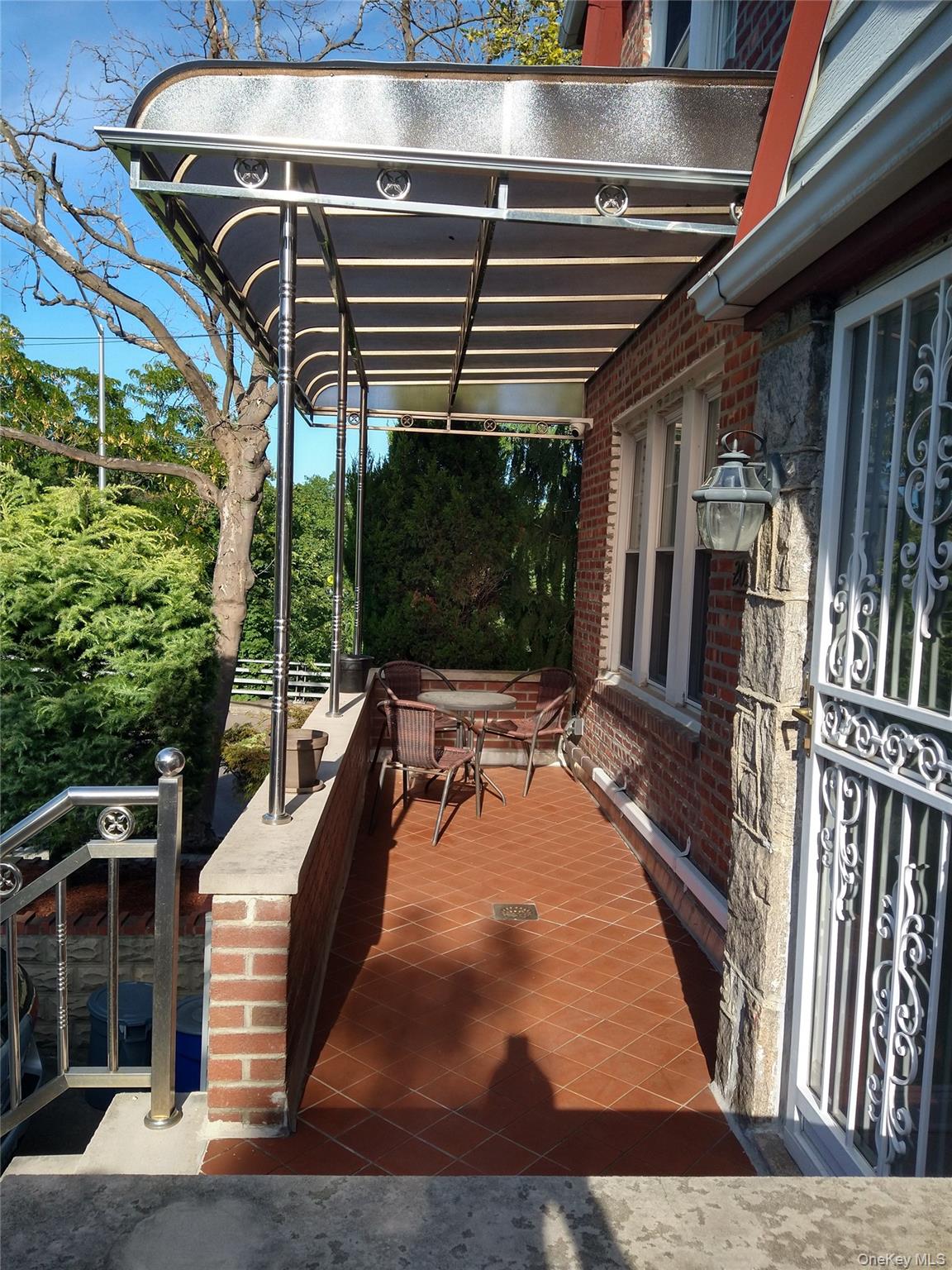 20520 33rd Avenue, Bayside, NY 11361