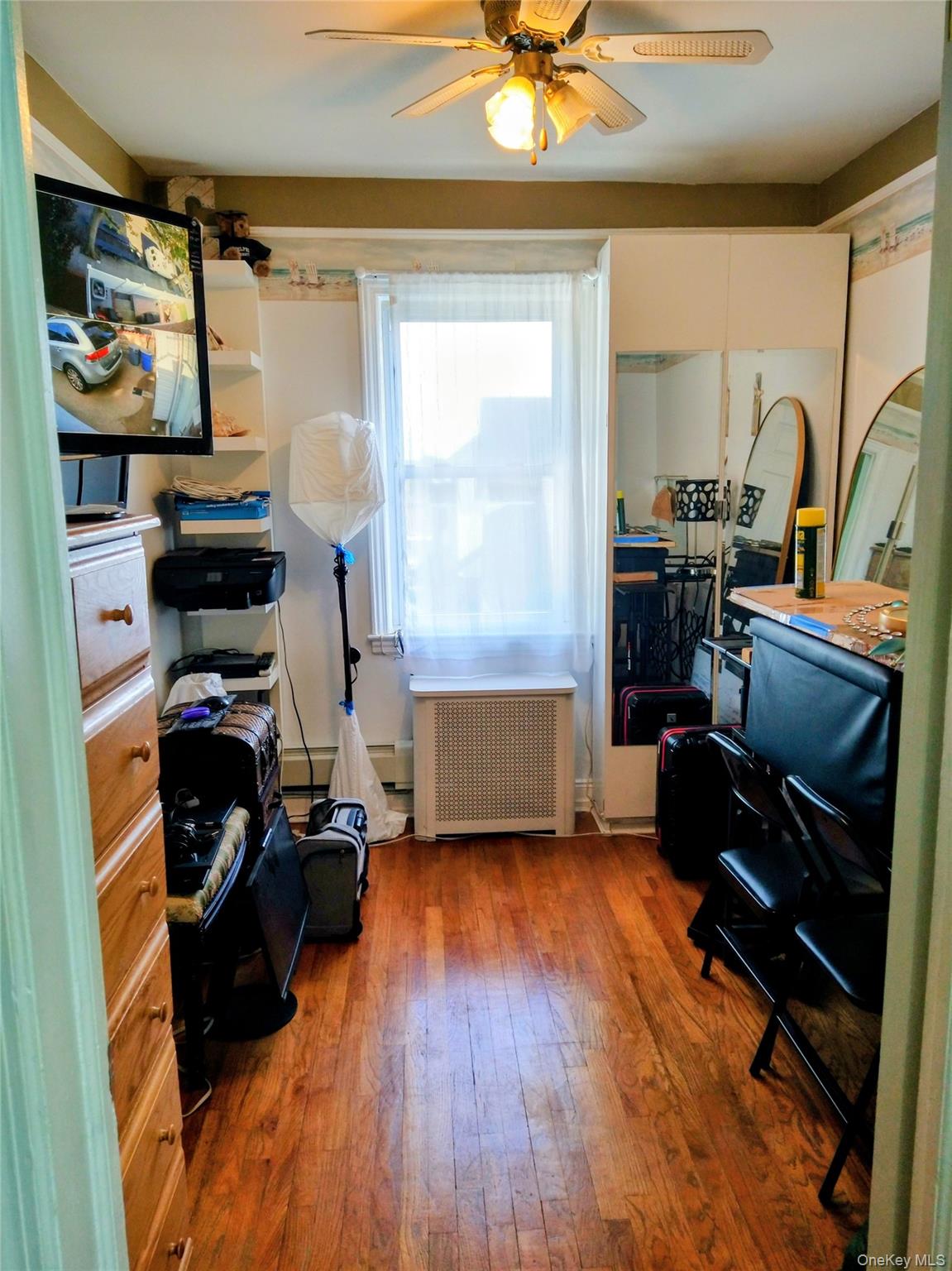 20520 33rd Avenue, Bayside, NY 11361