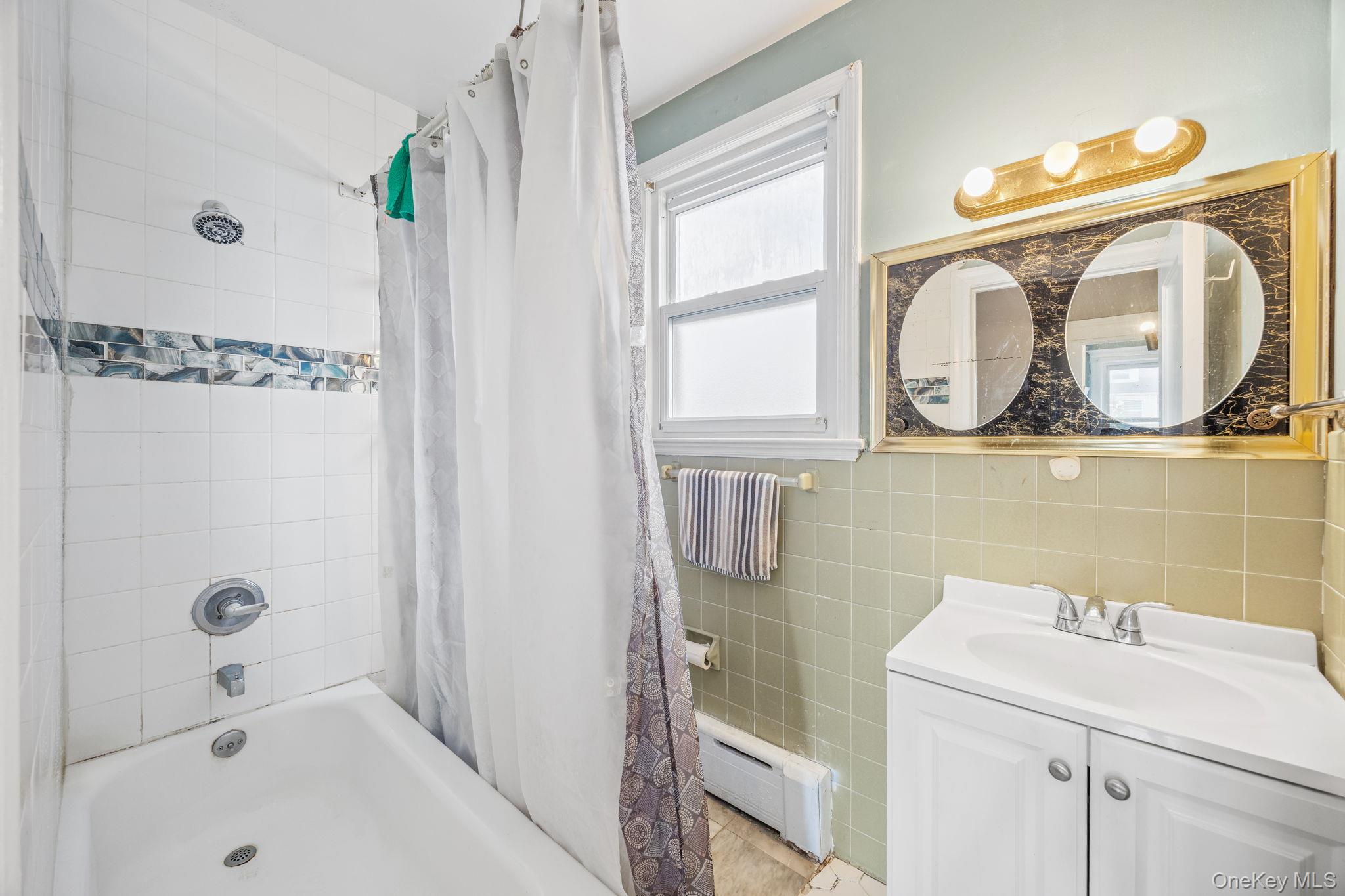 56 Woodbury Street, New Rochelle, NY 10805