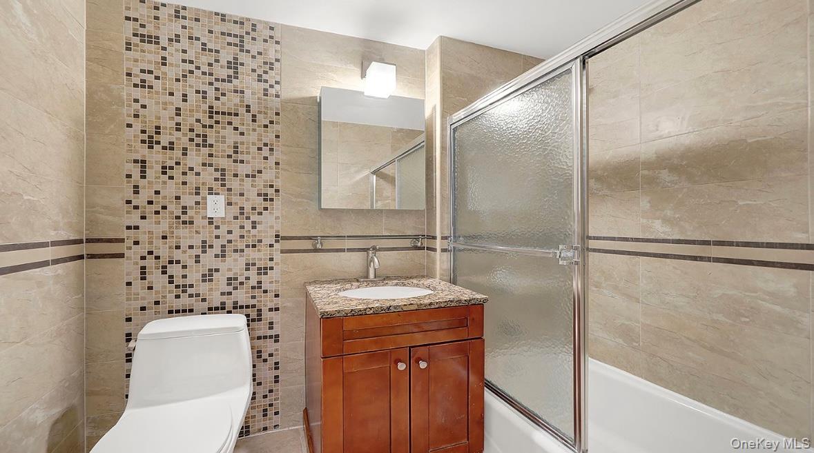 140-75 Ash # 4B, Flushing, NY 11355