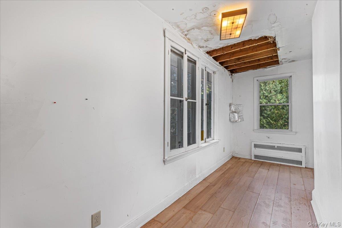 18019 Grand Central Parkway, Jamaica Estates, NY 11432