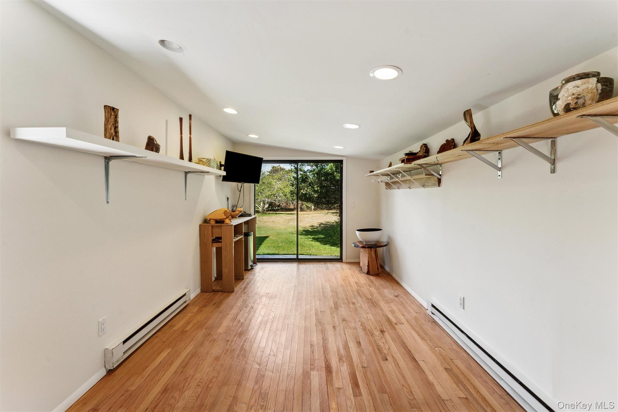 29 Stillwaters Lane, Westhampton Beach, NY 11978