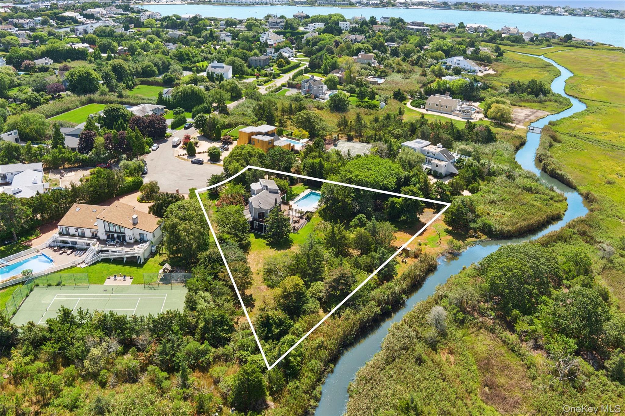 29 Stillwaters Lane, Westhampton Beach, NY 11978