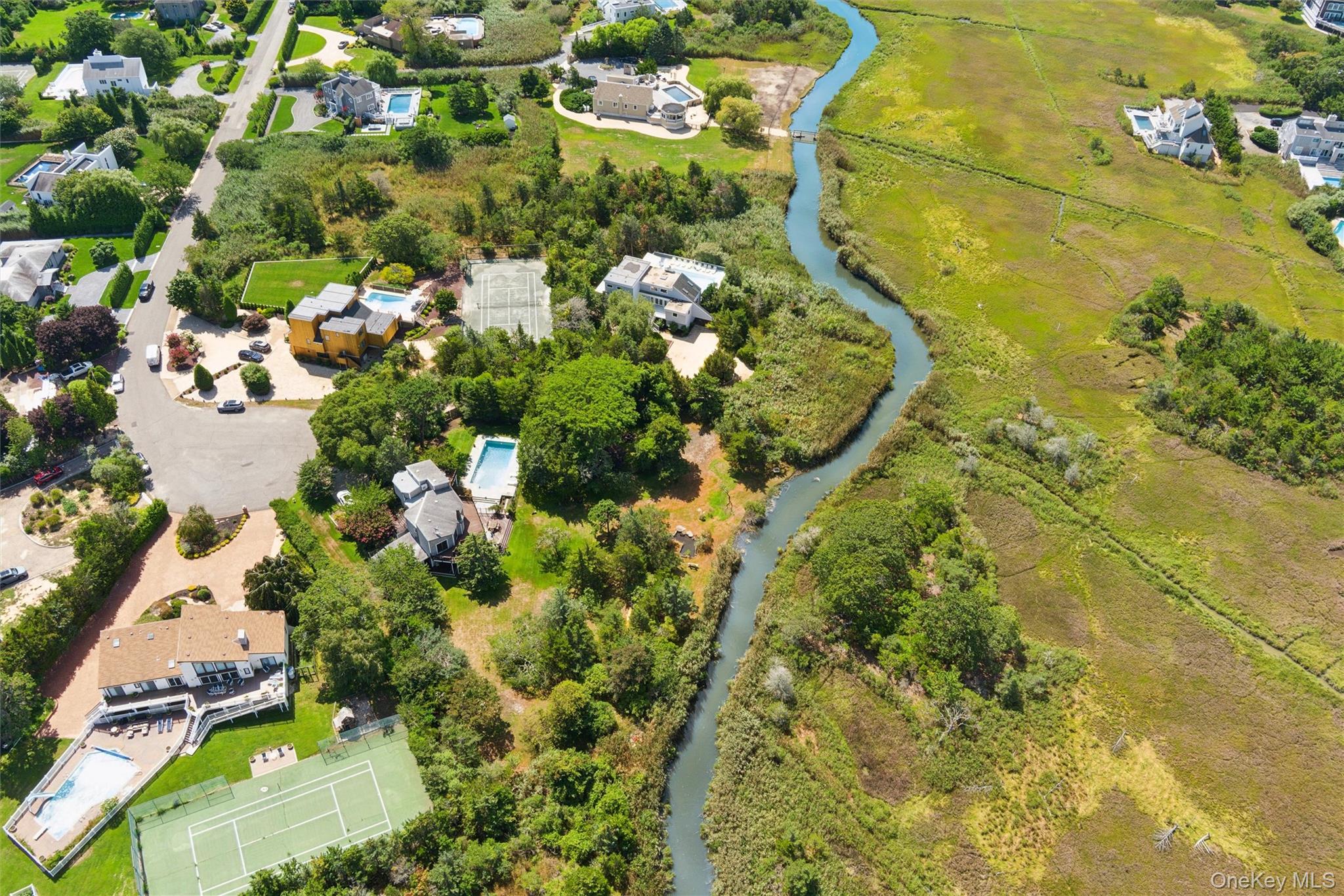 29 Stillwaters Lane, Westhampton Beach, NY 11978